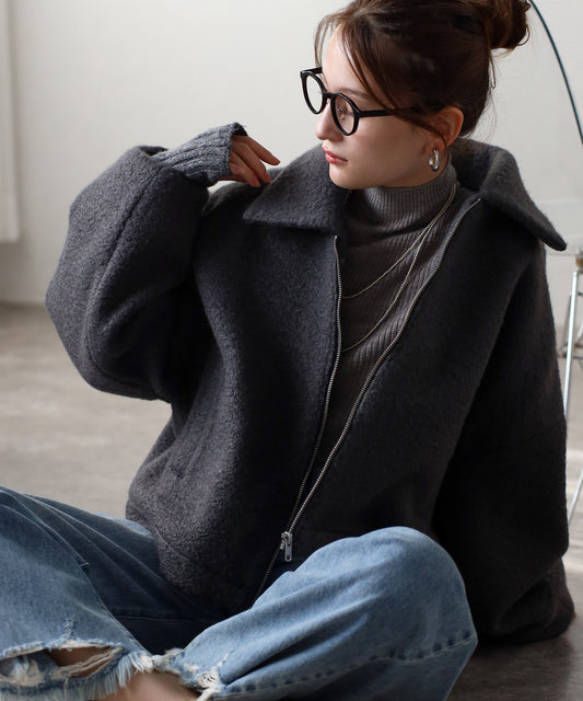 ショート丈 ボリュームスリーブ ボアジャケット