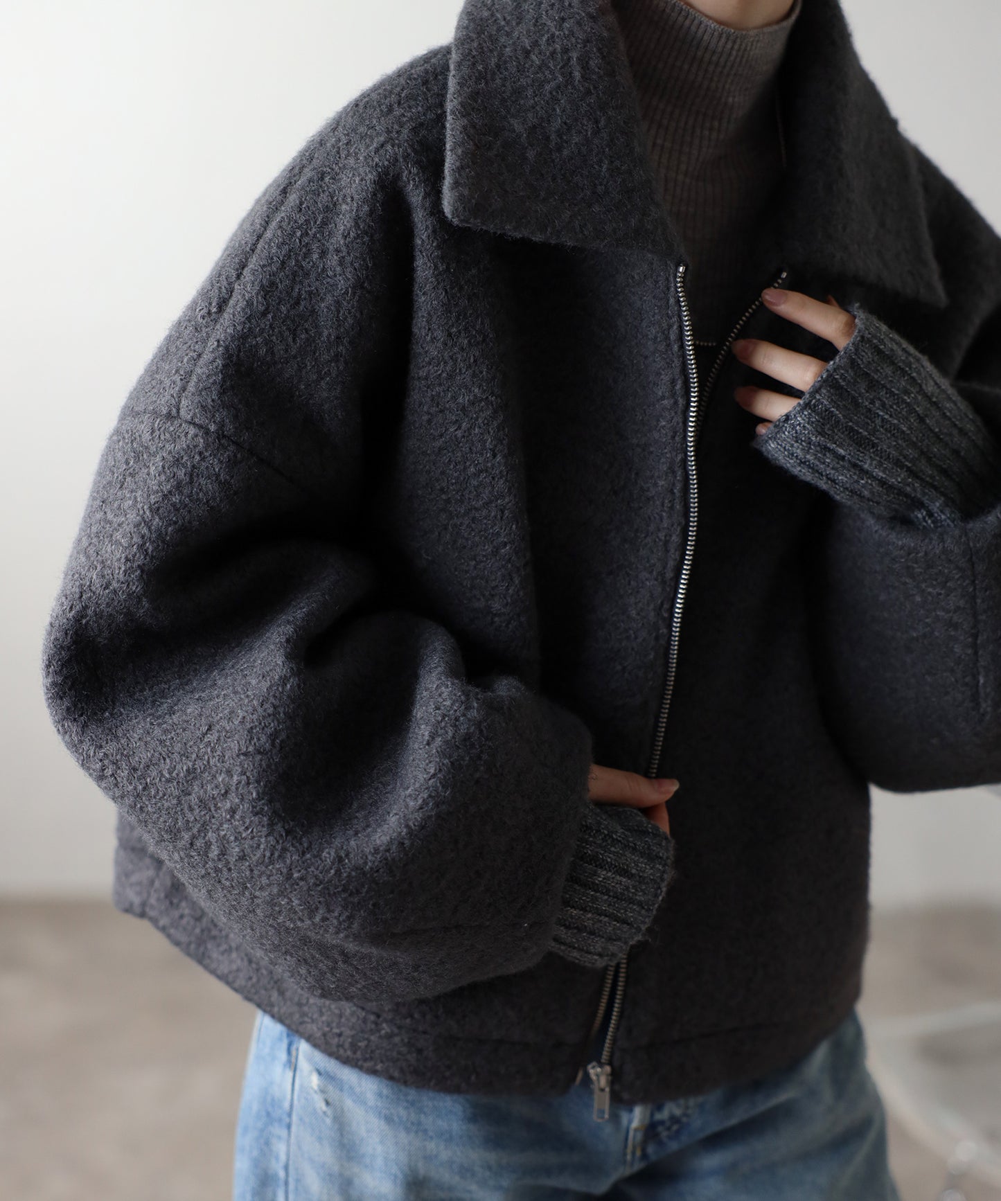 ショート丈 ボリュームスリーブ ボアジャケット