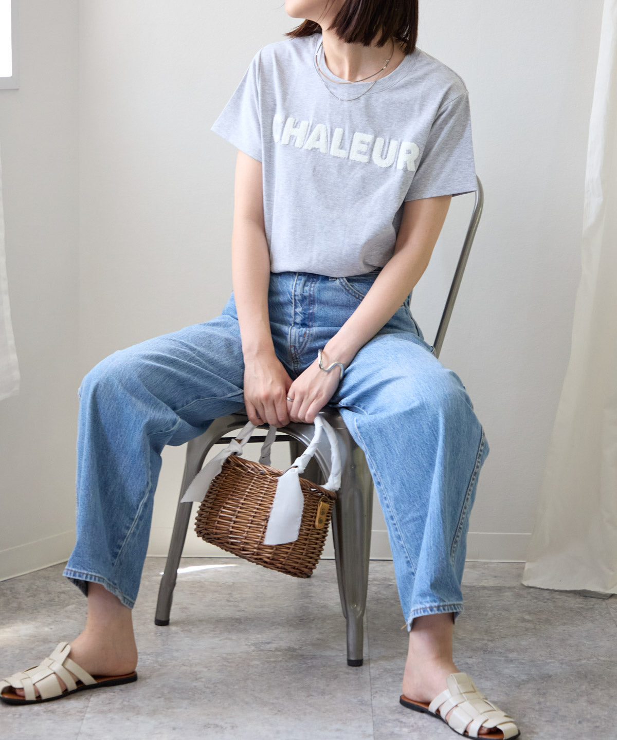パイル刺繍ロゴTシャツ