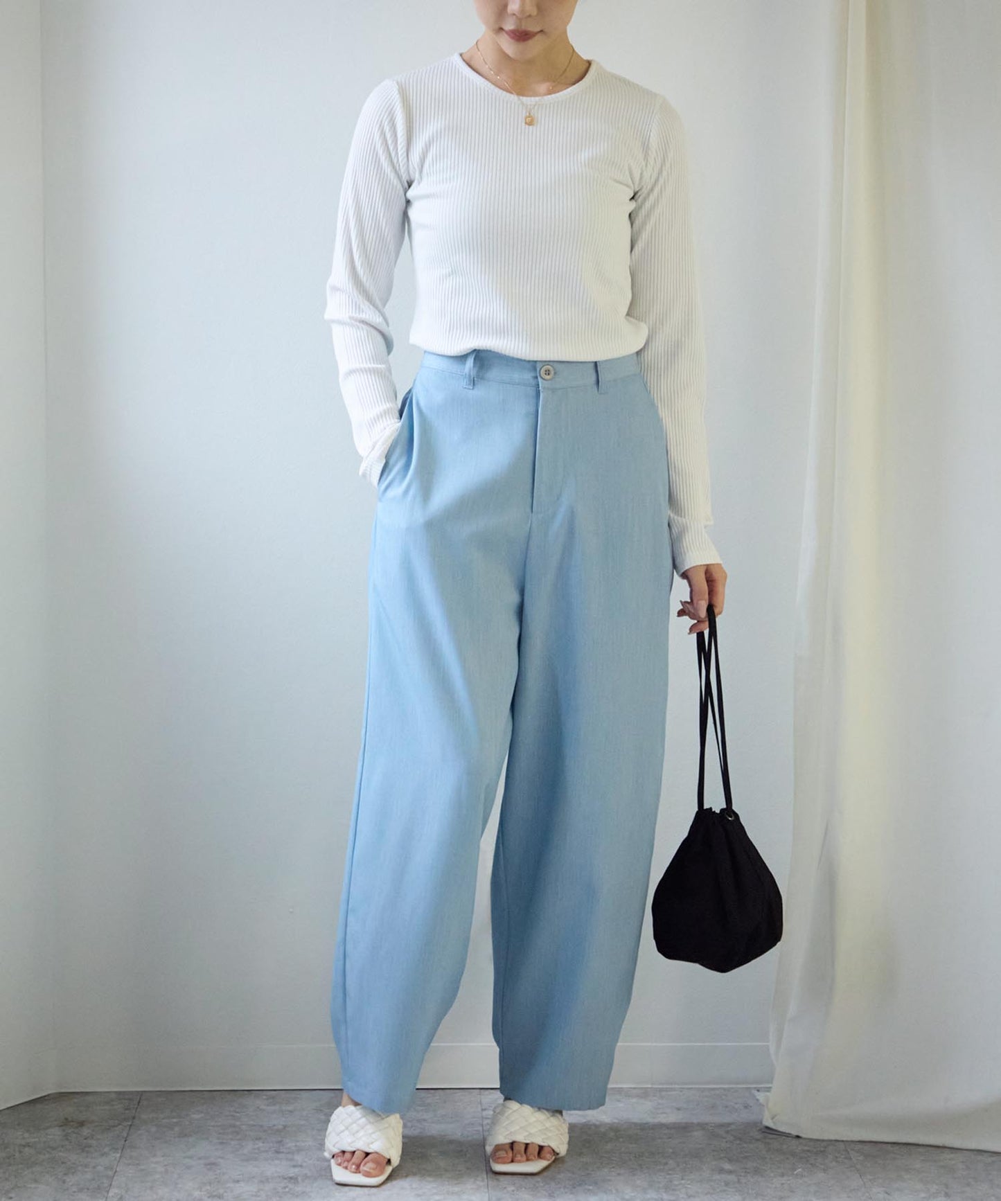 テーパードカーブパンツ