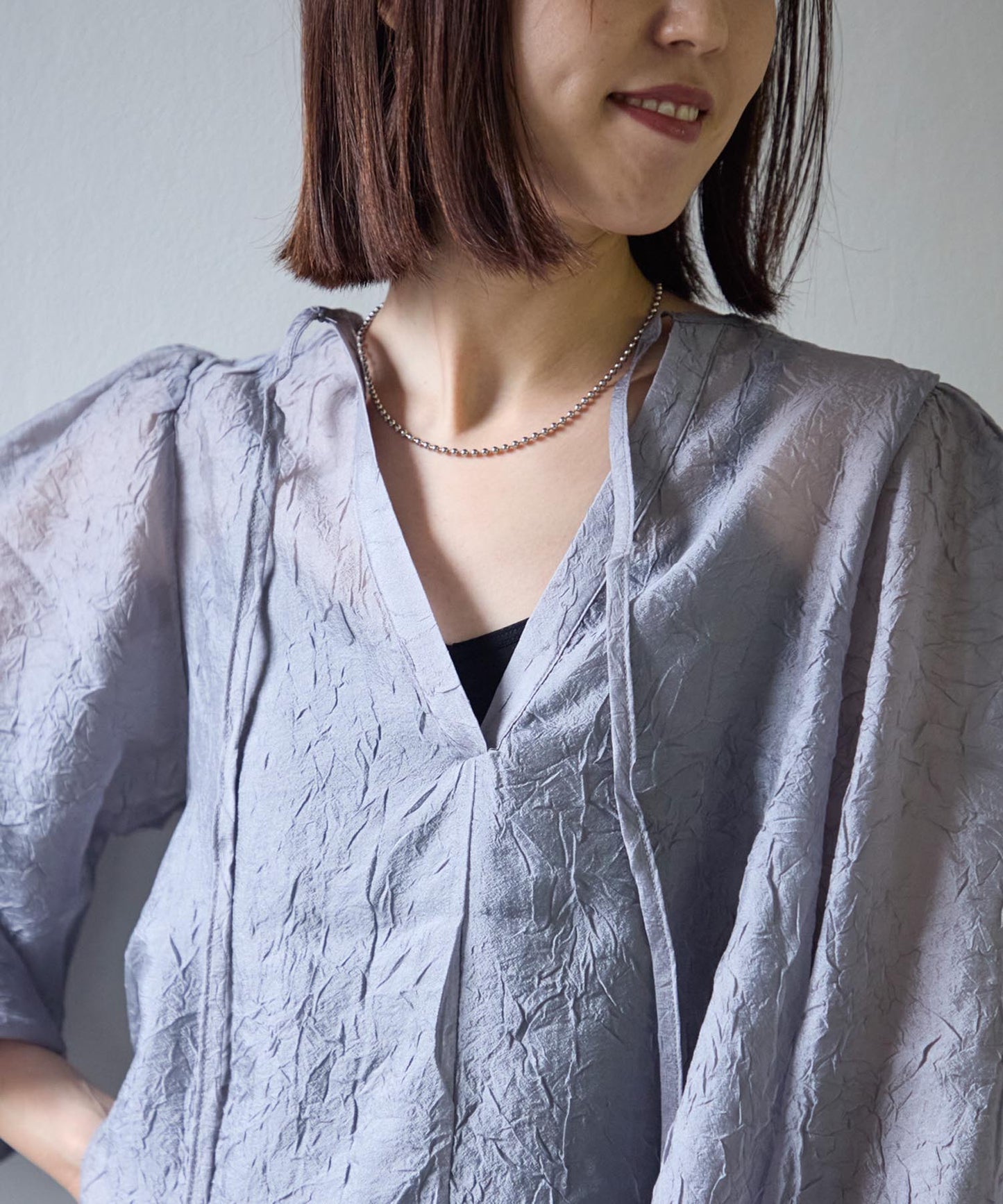 バックリボンクリンクルブラウス