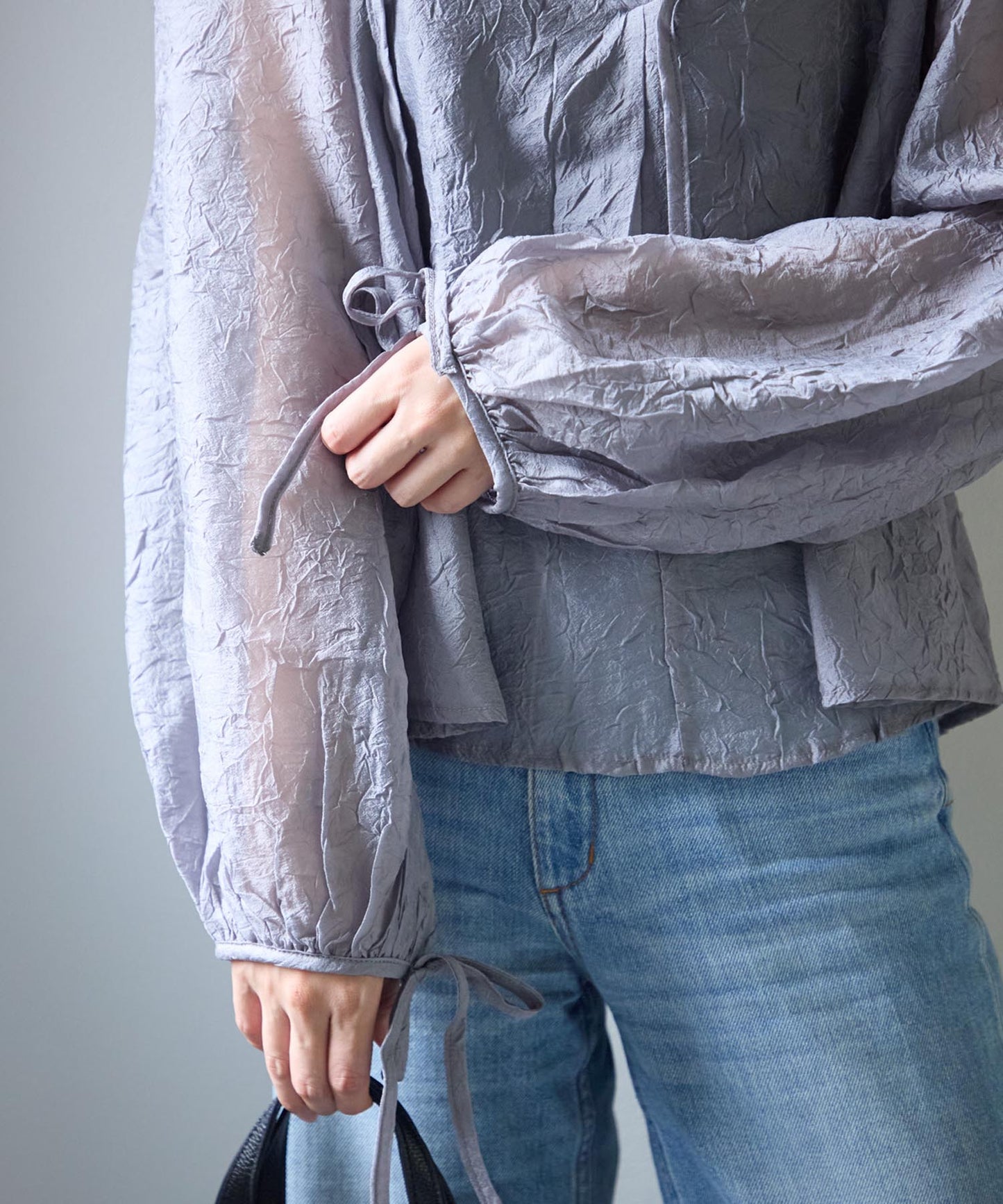 バックリボンクリンクルブラウス