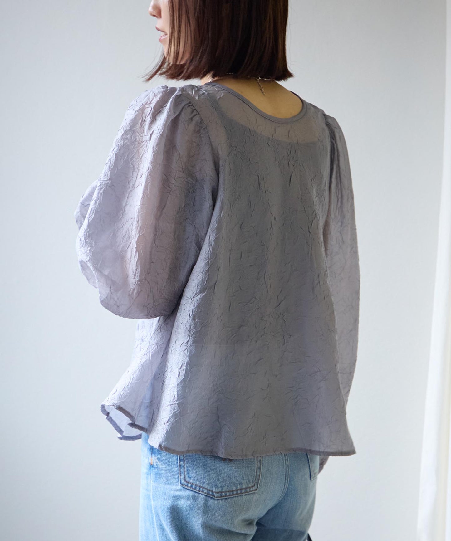 バックリボンクリンクルブラウス