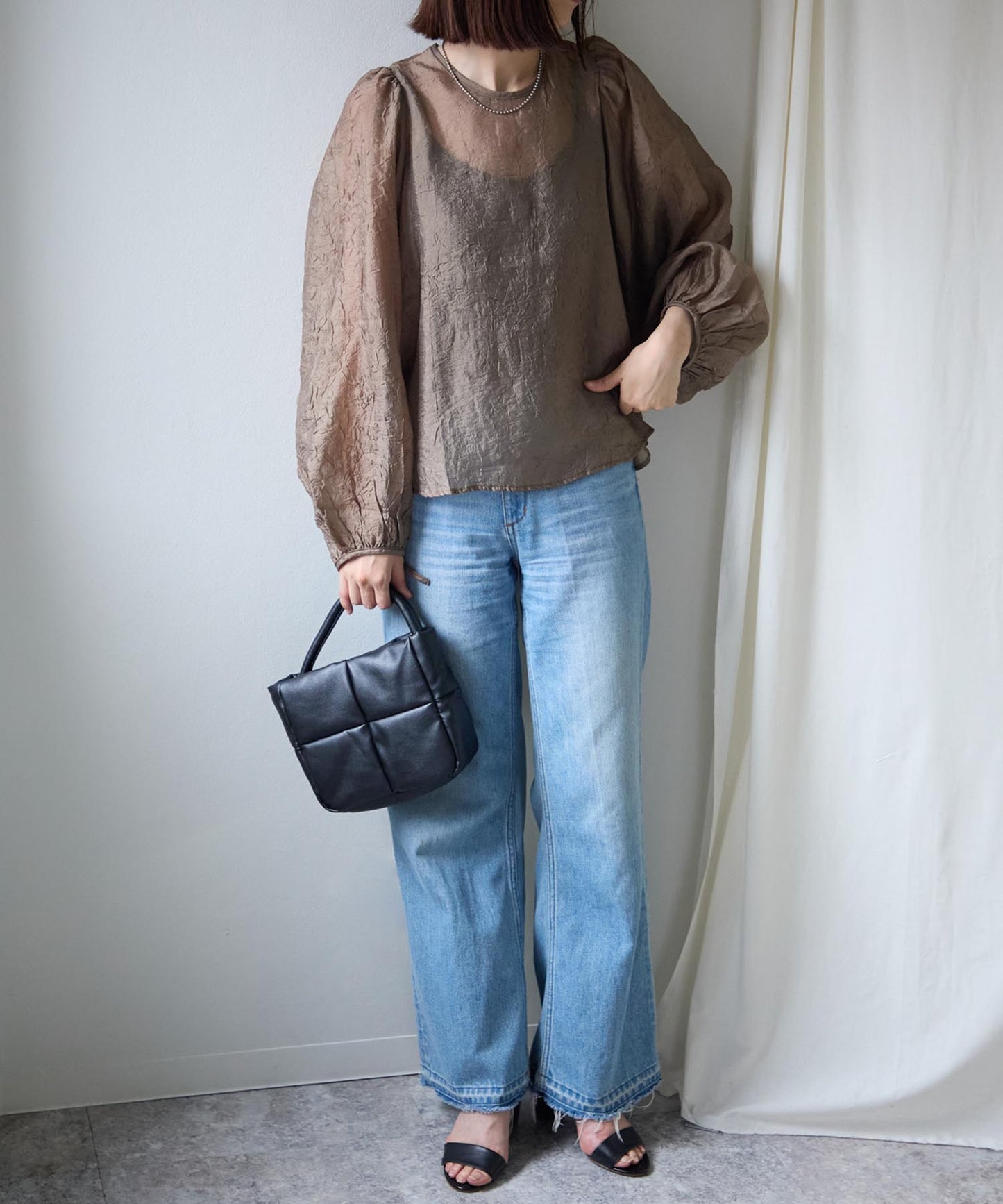 バックリボンクリンクルブラウス