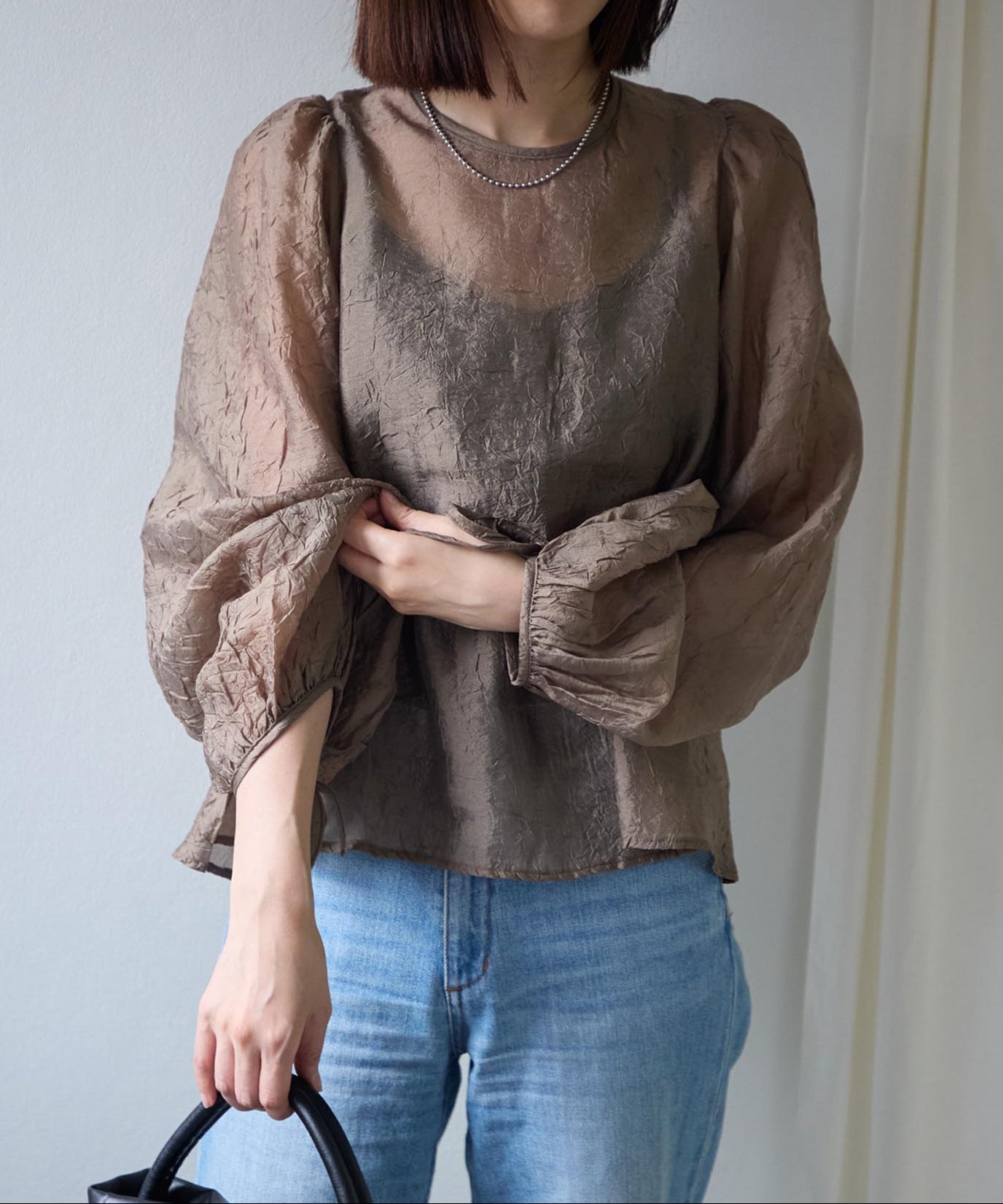 バックリボンクリンクルブラウス