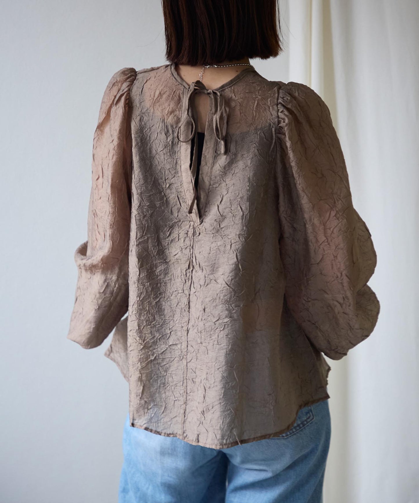 バックリボンクリンクルブラウス