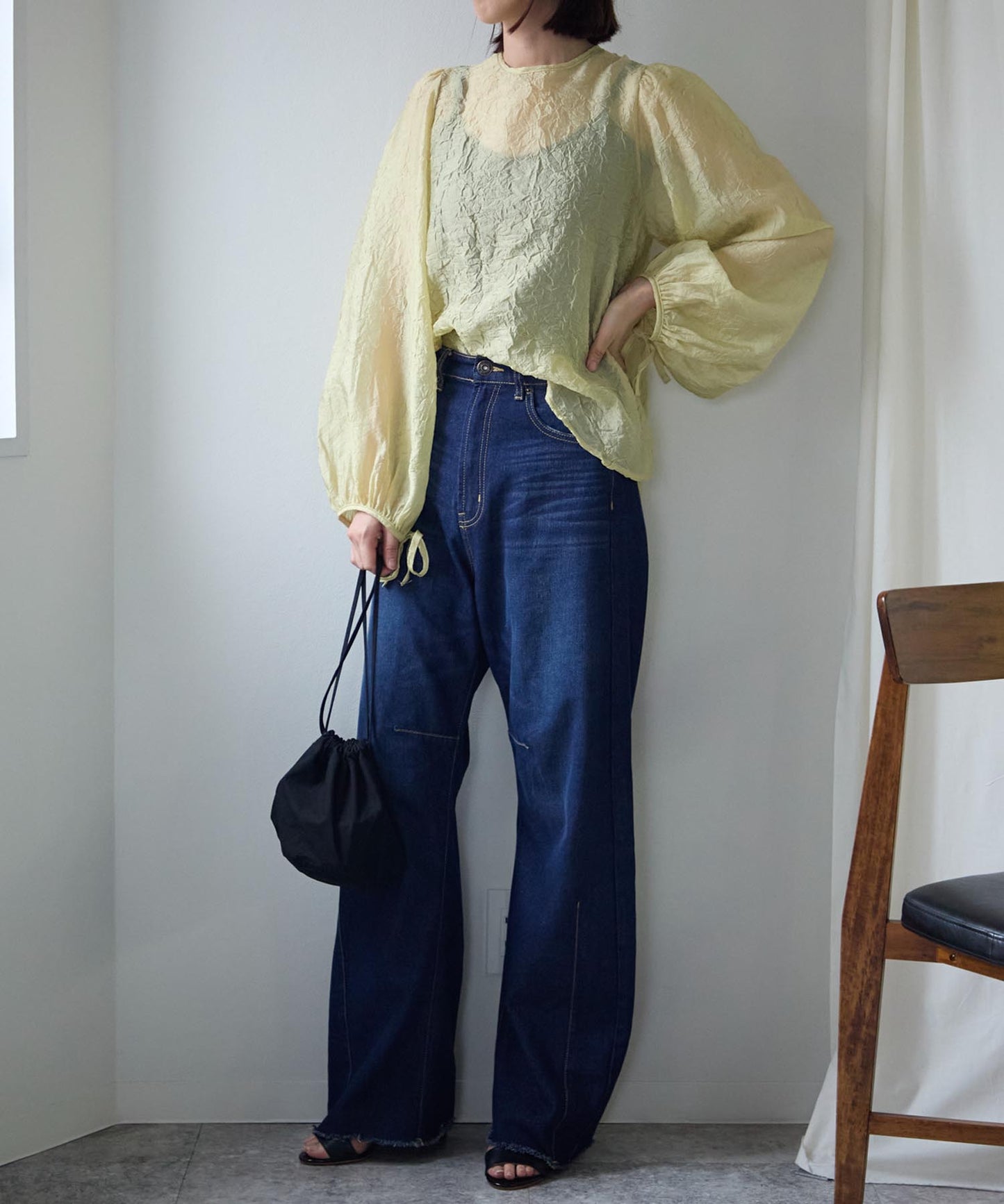 バックリボンクリンクルブラウス