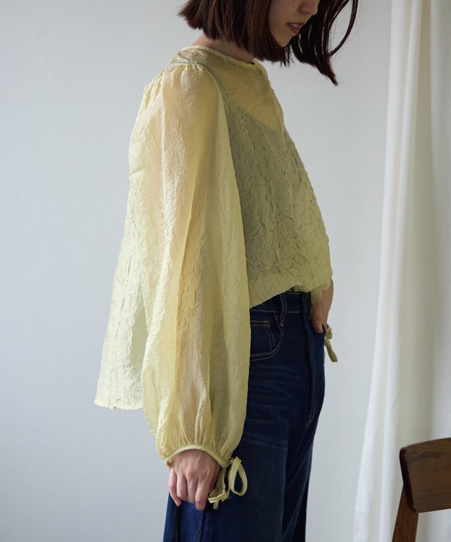 バックリボンクリンクルブラウス