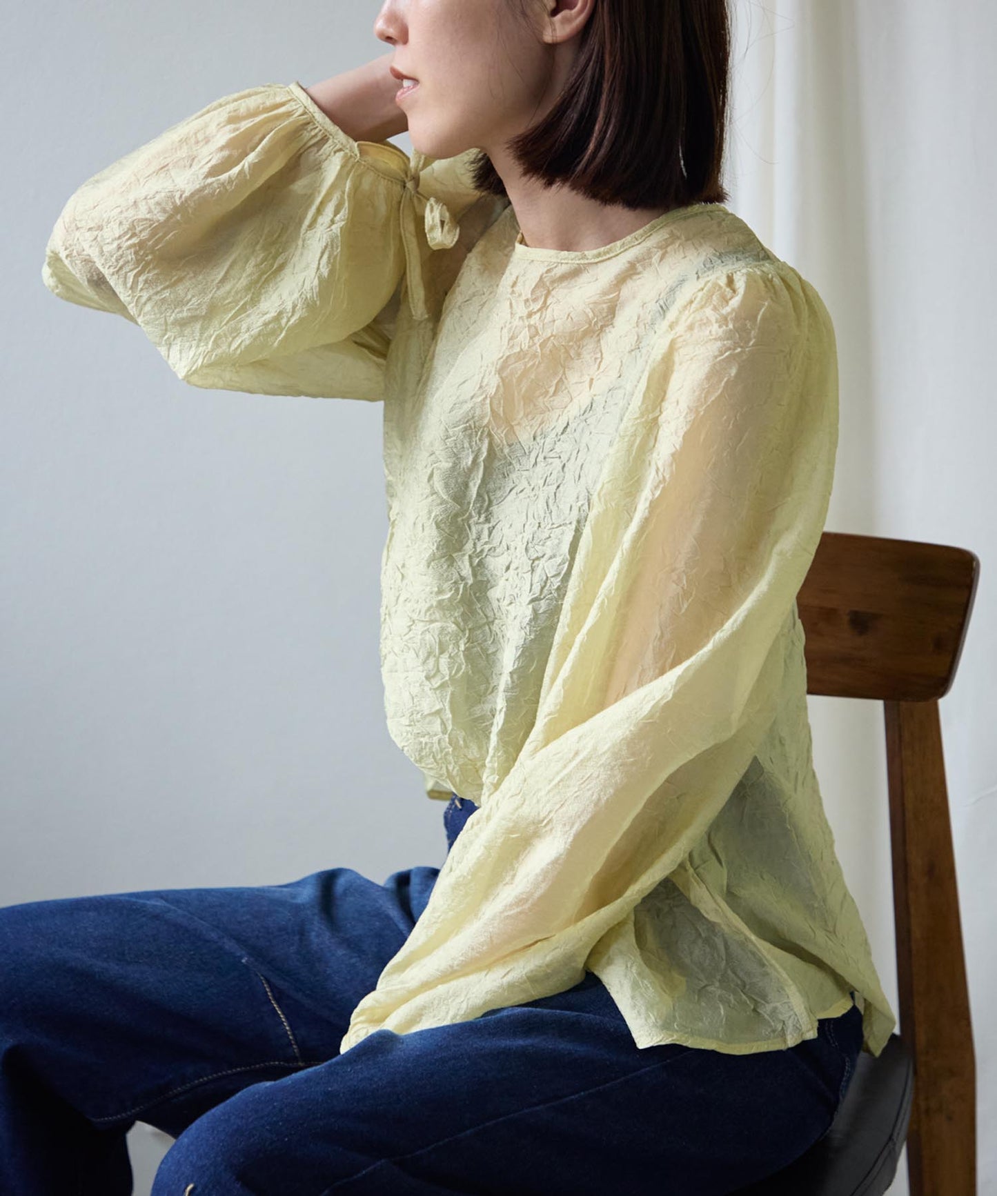 バックリボンクリンクルブラウス