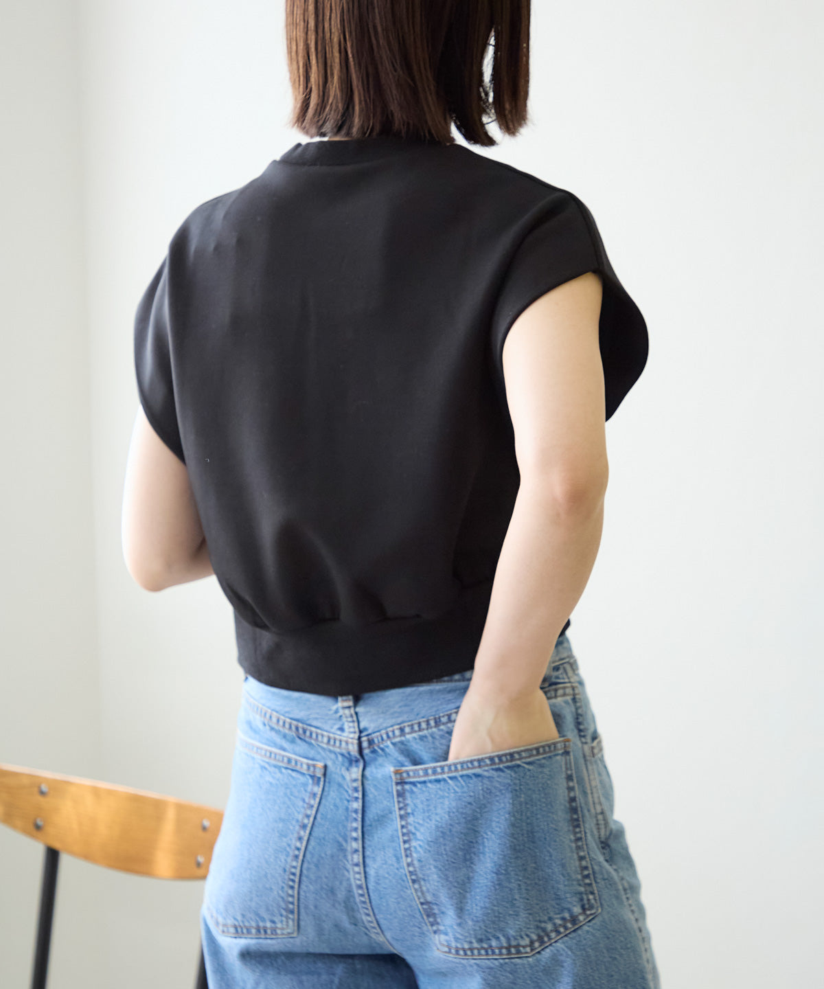 ショート丈ポンチTシャツ