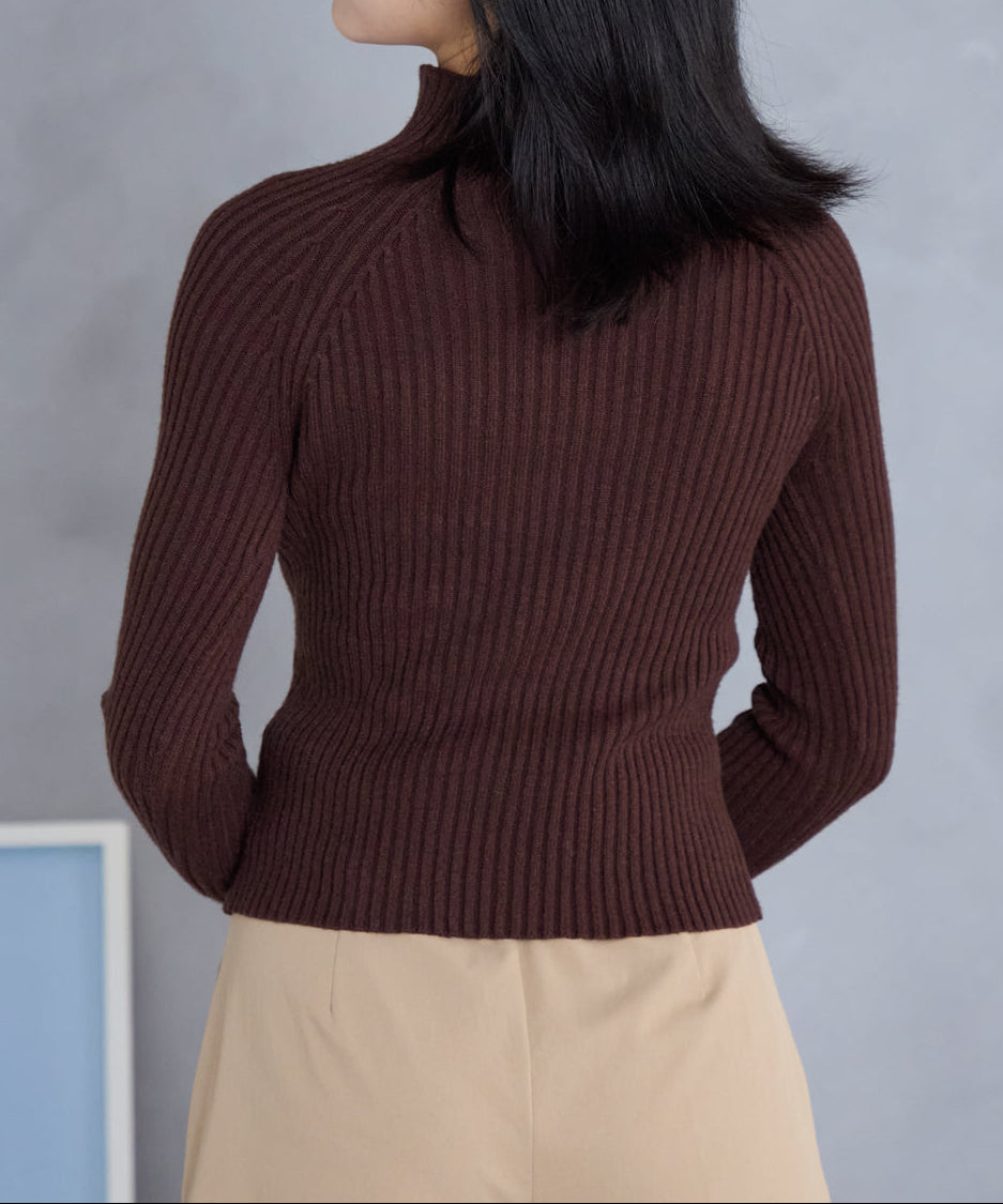 ボトルネックリブニットプルオーバー