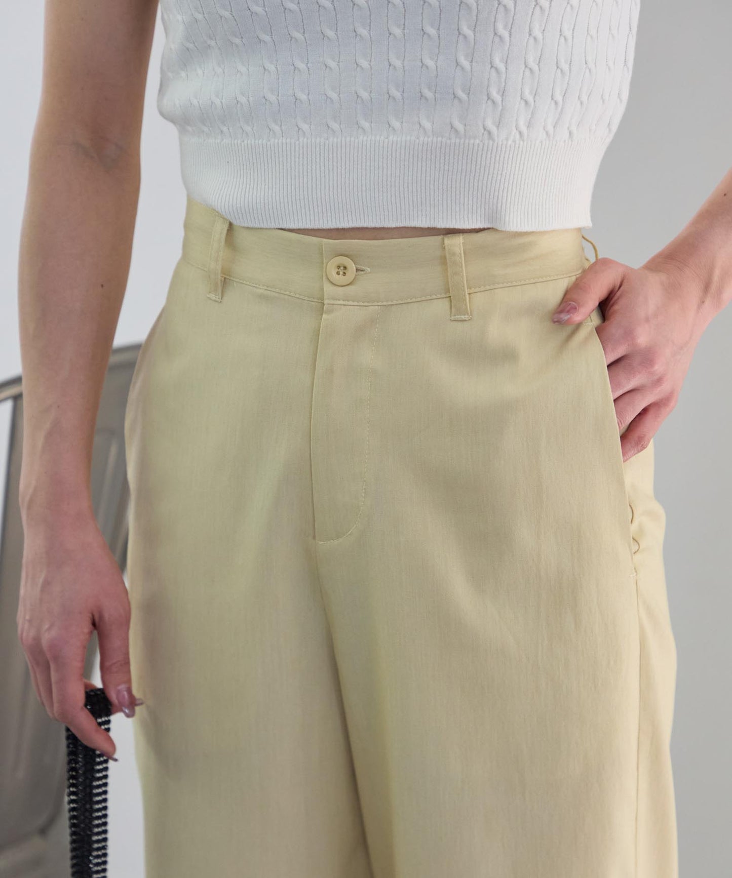 テーパードカーブパンツ