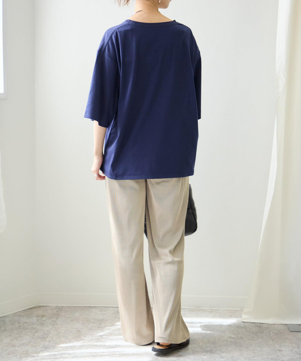 細リブカットパンツ
