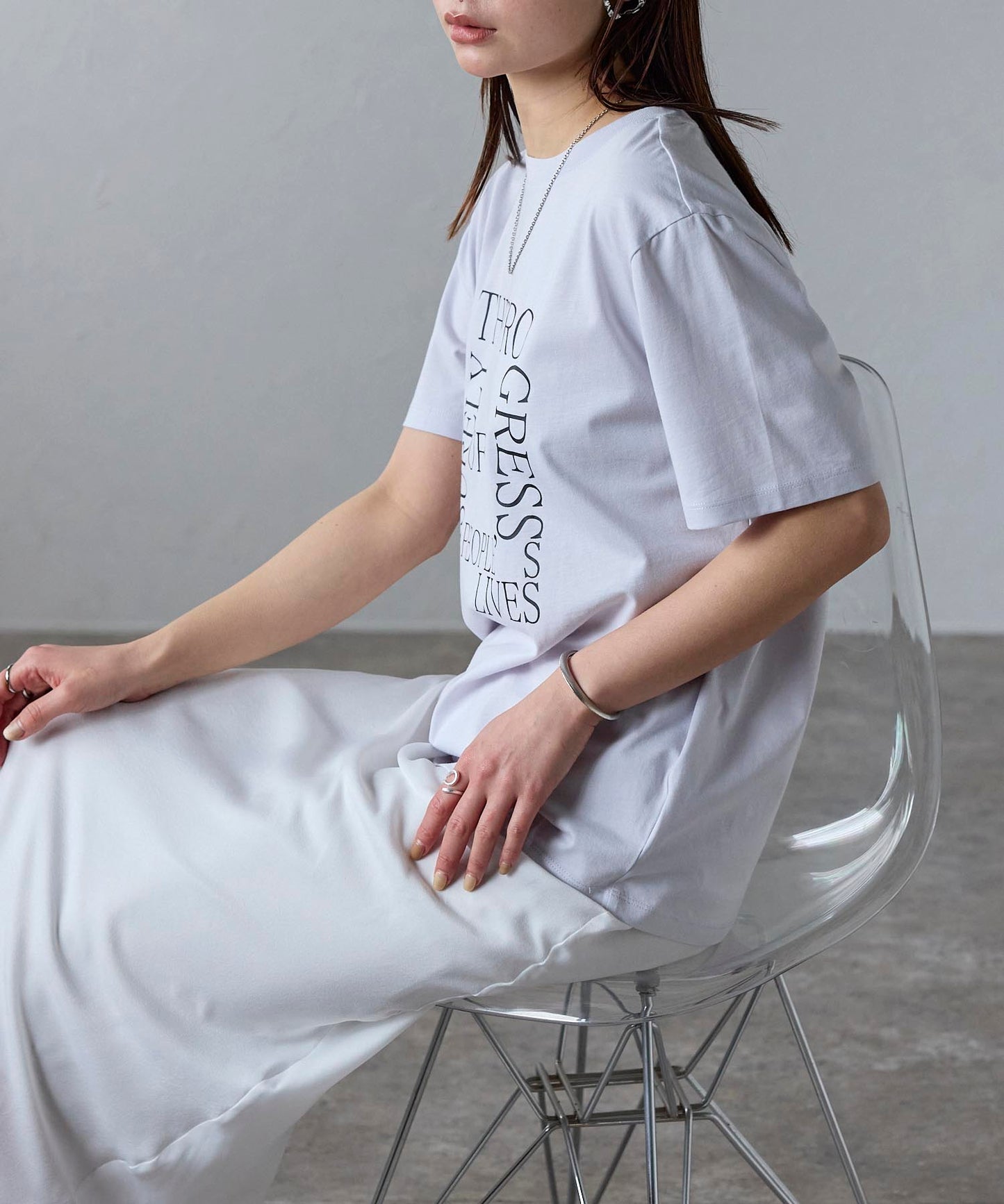 スクエアロゴで魅せる スーピマ半袖Tシャツ