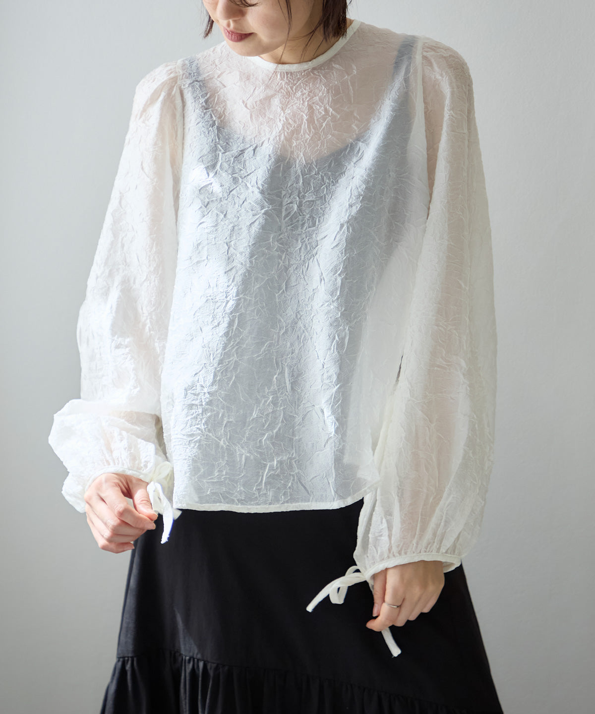 バックリボンクリンクルブラウス