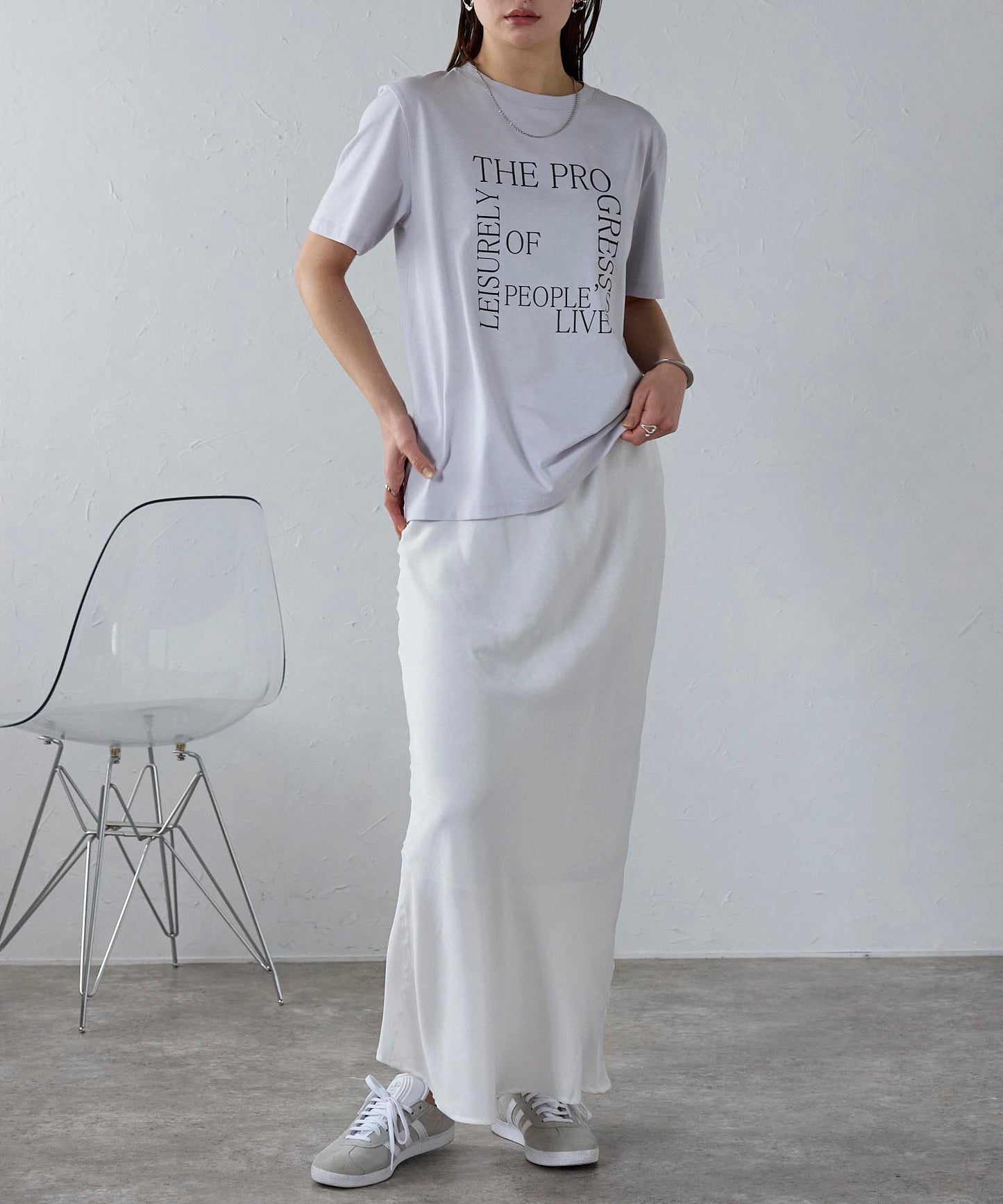 スクエアロゴで魅せる スーピマ半袖Tシャツ