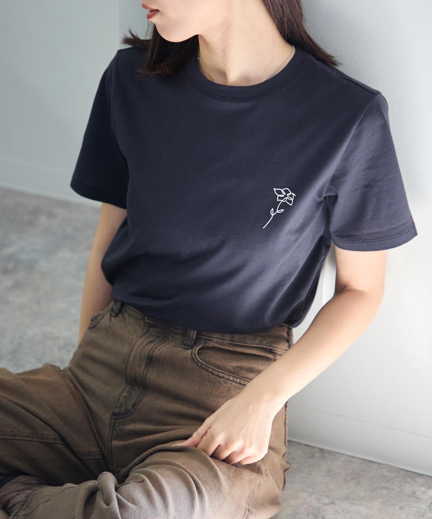 フラワーワンポイント サイロTシャツ