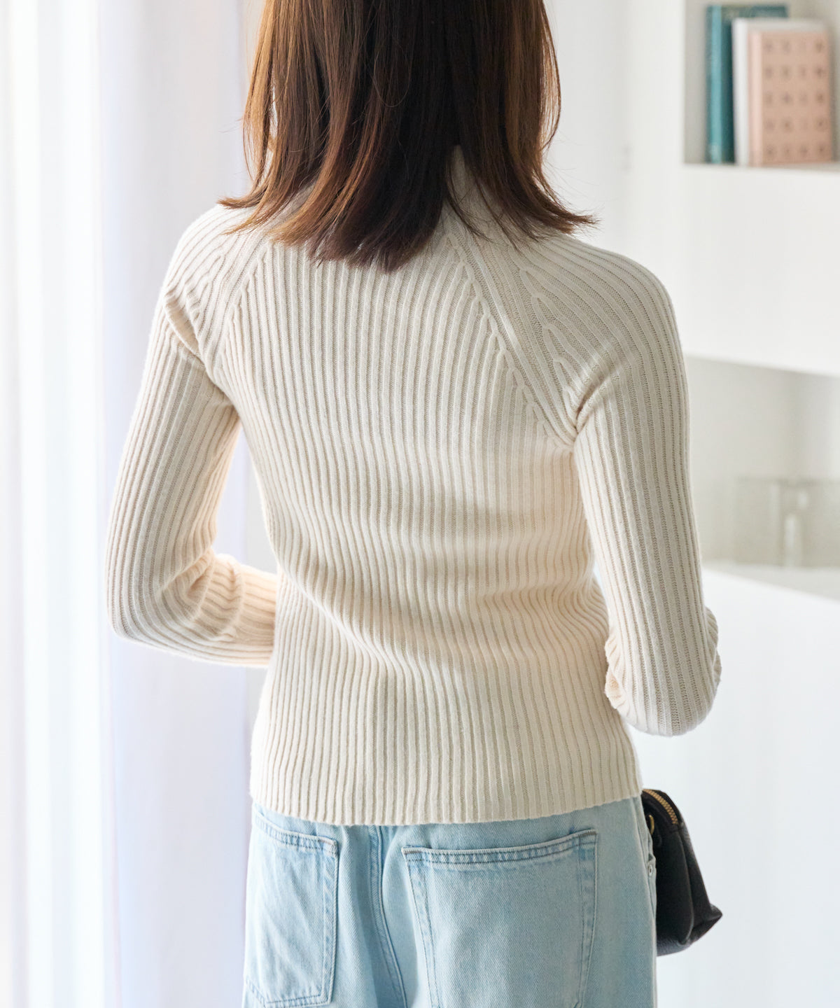 ボトルネックリブニットプルオーバー