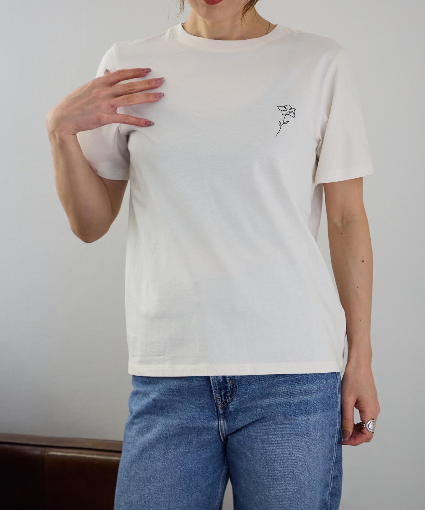 フラワーワンポイント サイロTシャツ