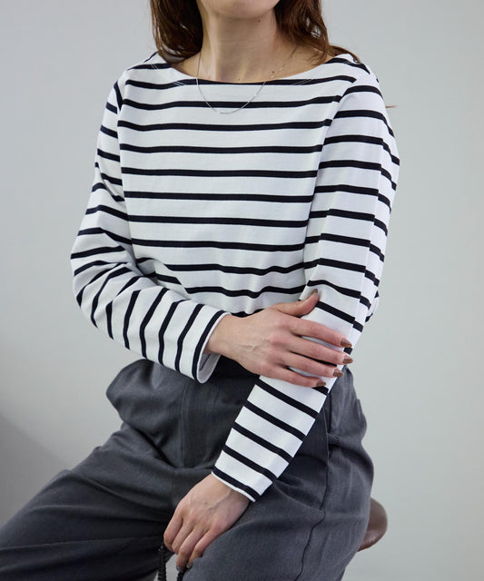 ボートネックボーダーTEE