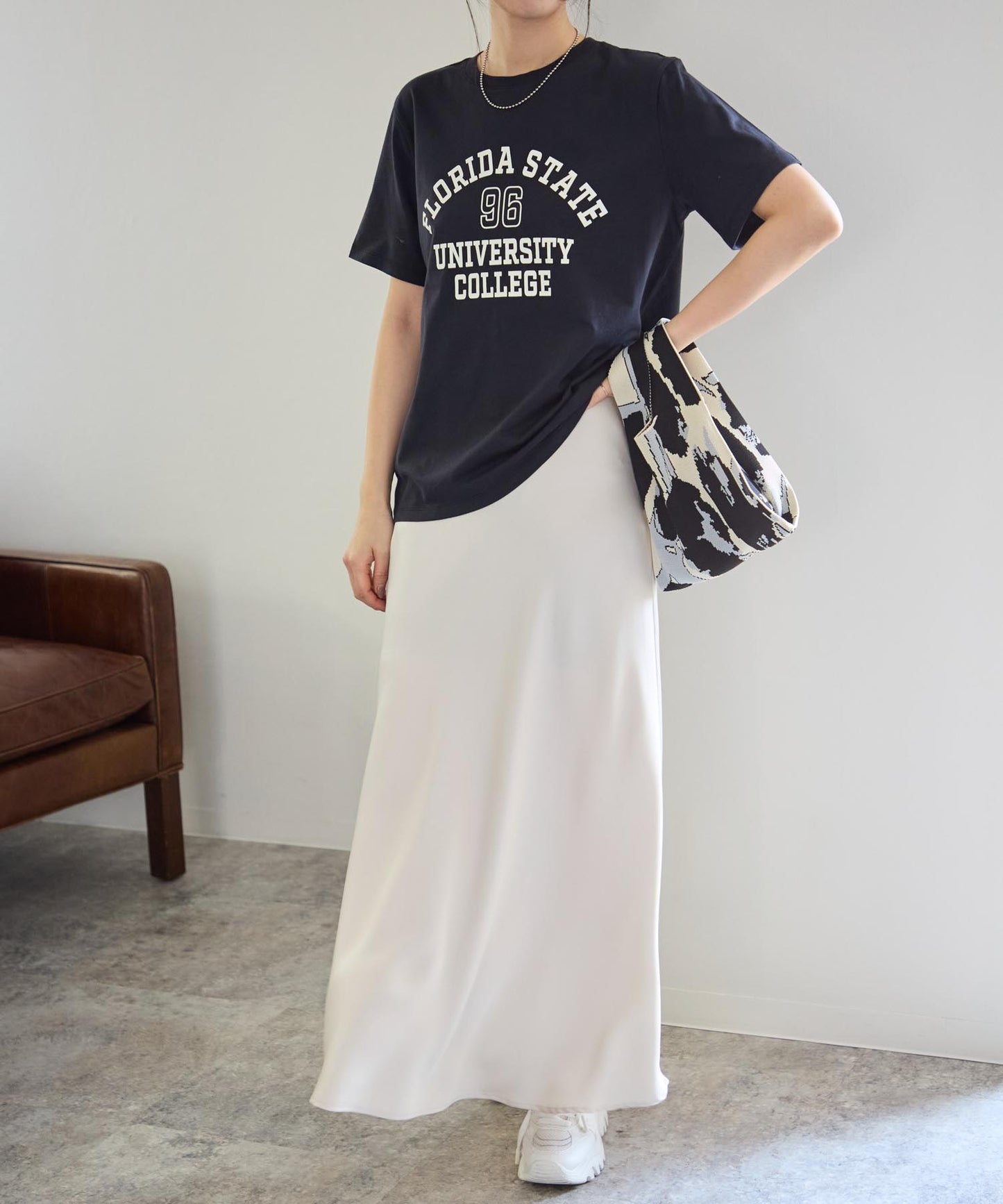 ヴィンテージ風カレッジロゴ スーピマ半袖Tシャツ