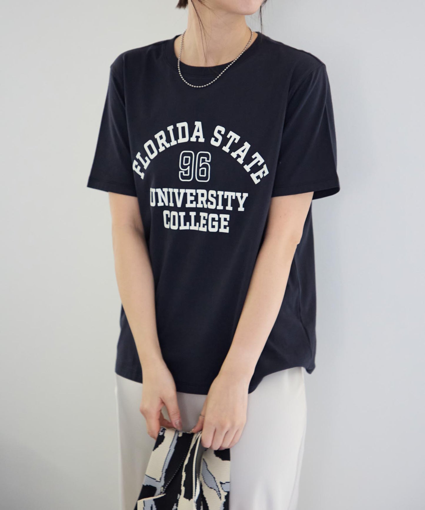 ヴィンテージ風カレッジロゴ スーピマ半袖Tシャツ