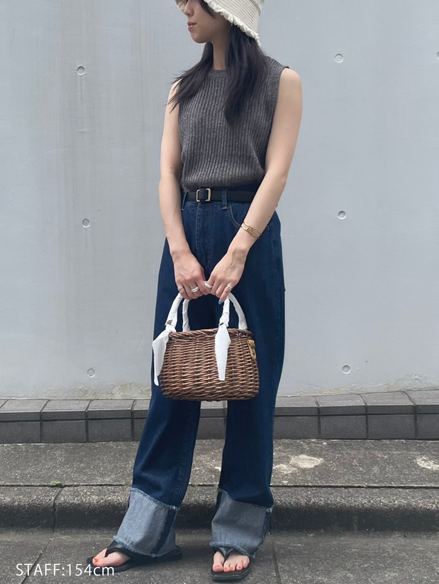 ロールアップデニムパンツ