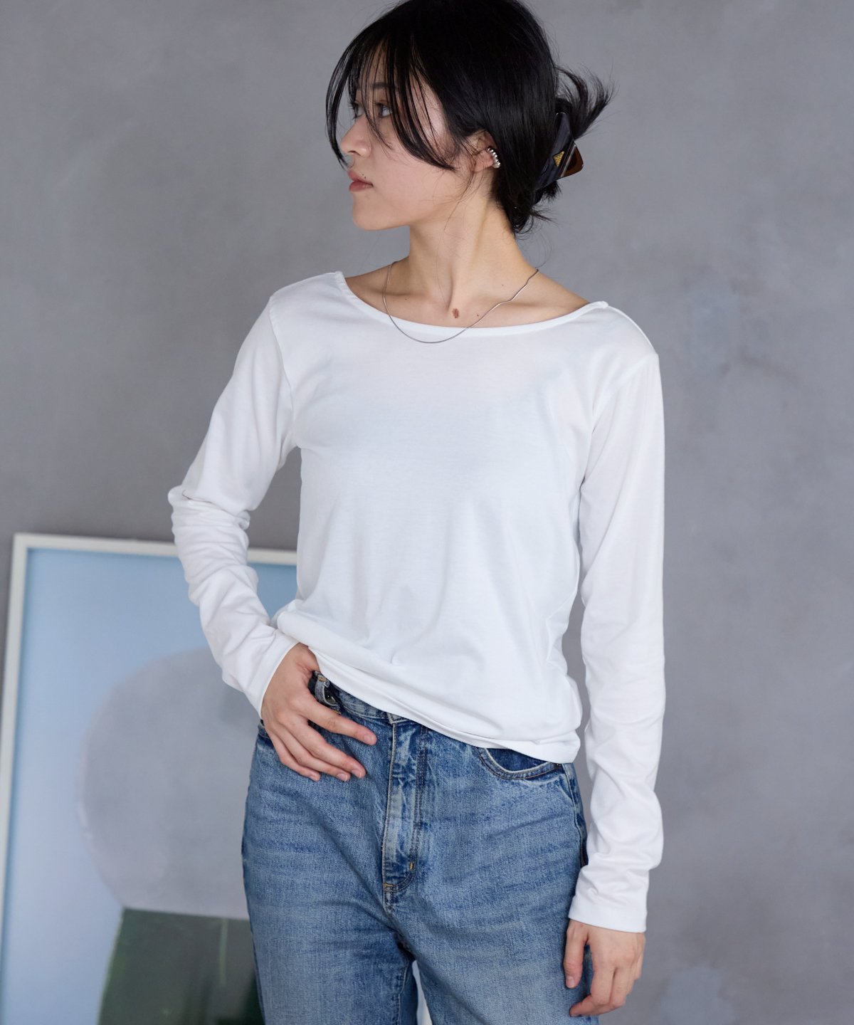 バックオープンTシャツ