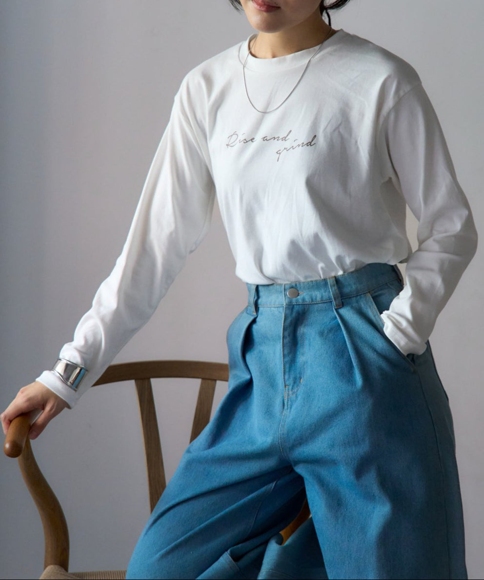 手描き風ロゴ 長袖Tシャツ / スーパーストレッチ
