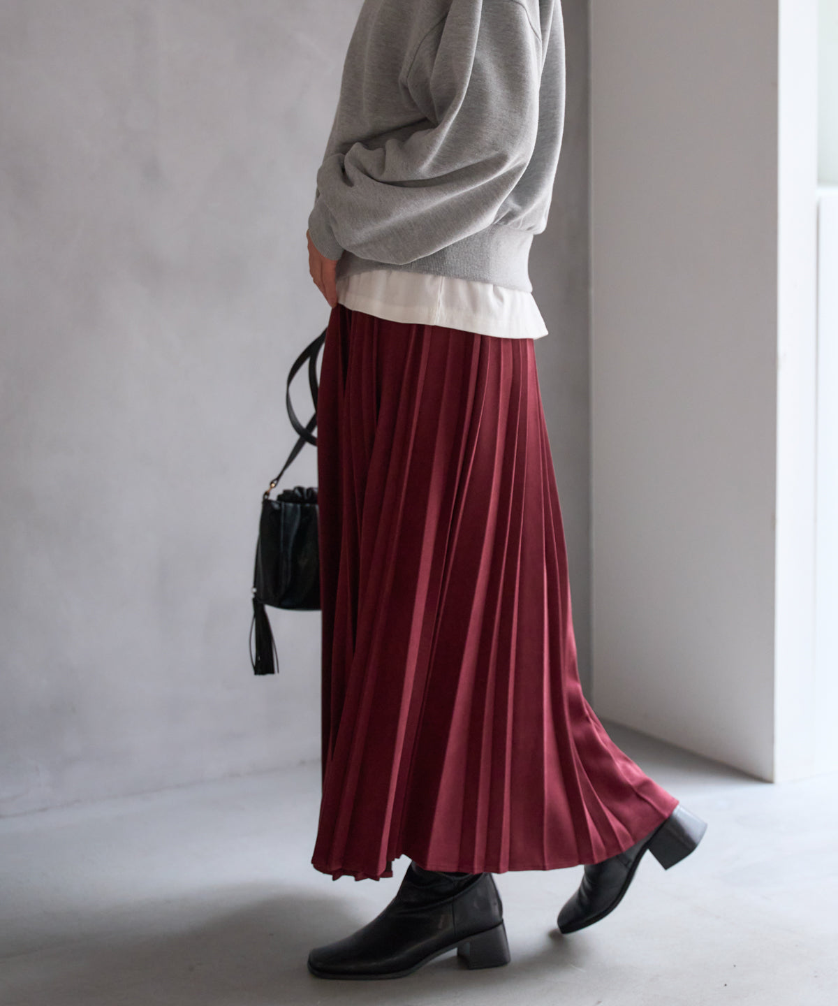 ポンチスエードプリーツスカート