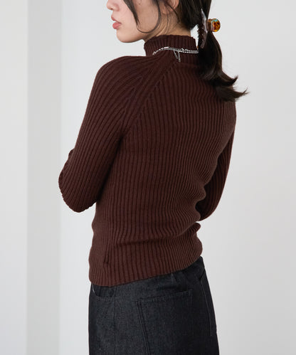 ボトルネックリブニットプルオーバー