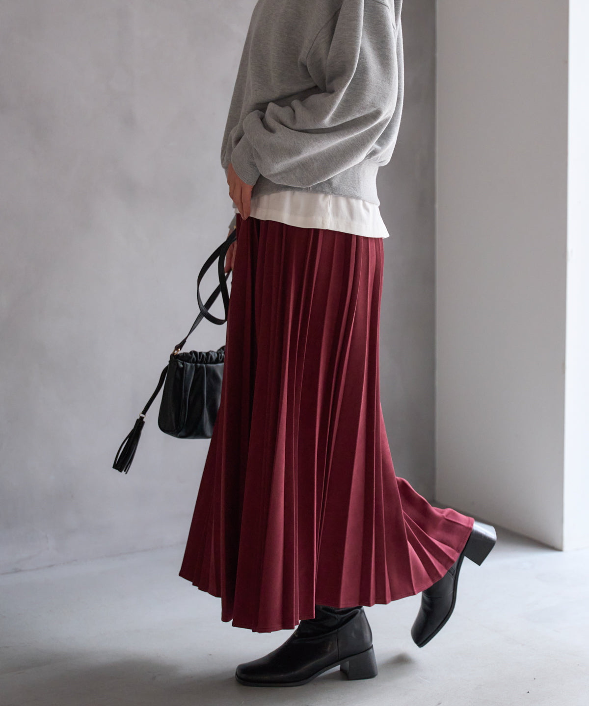 ポンチスエードプリーツスカート