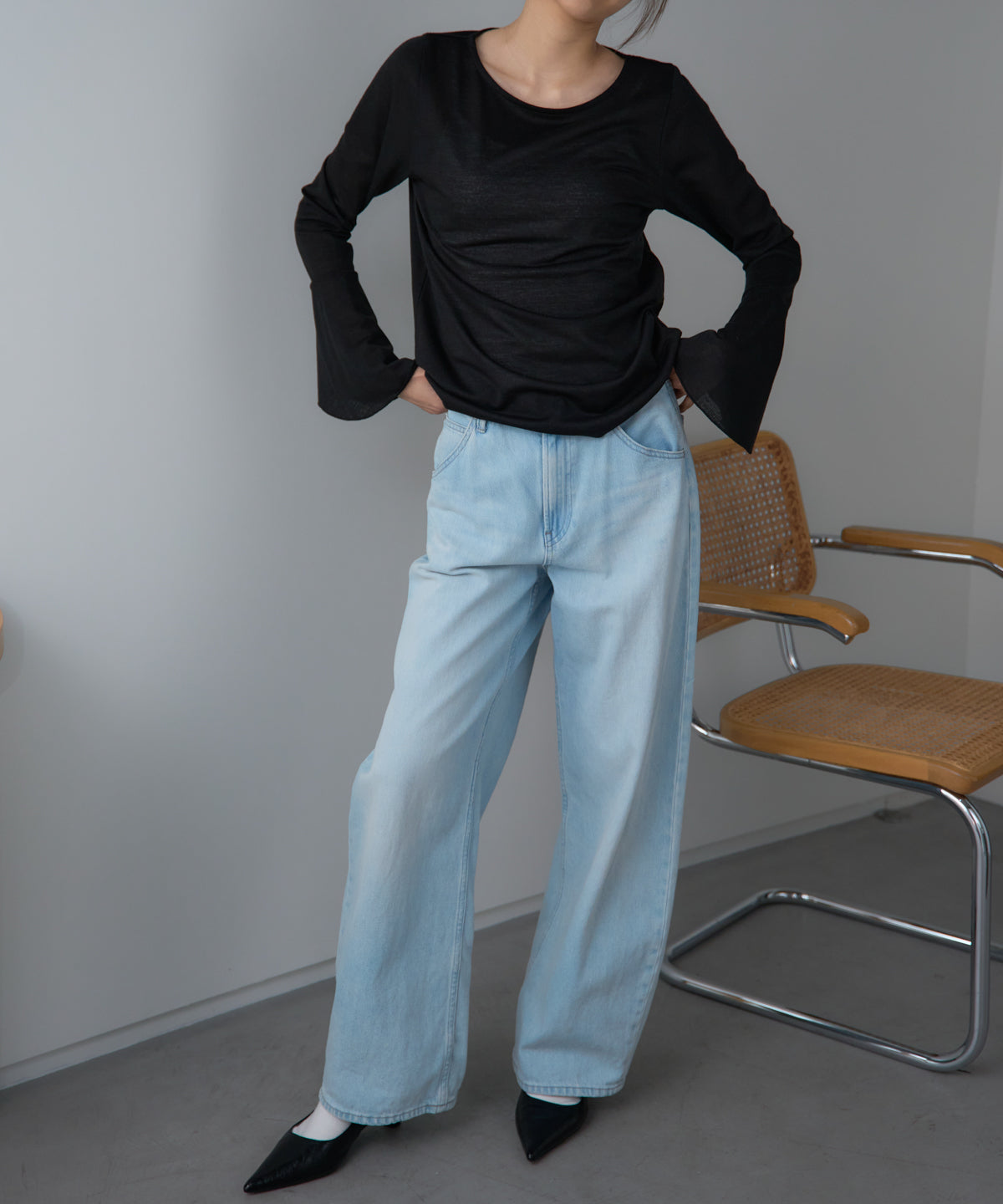 フレアスリーブトップス