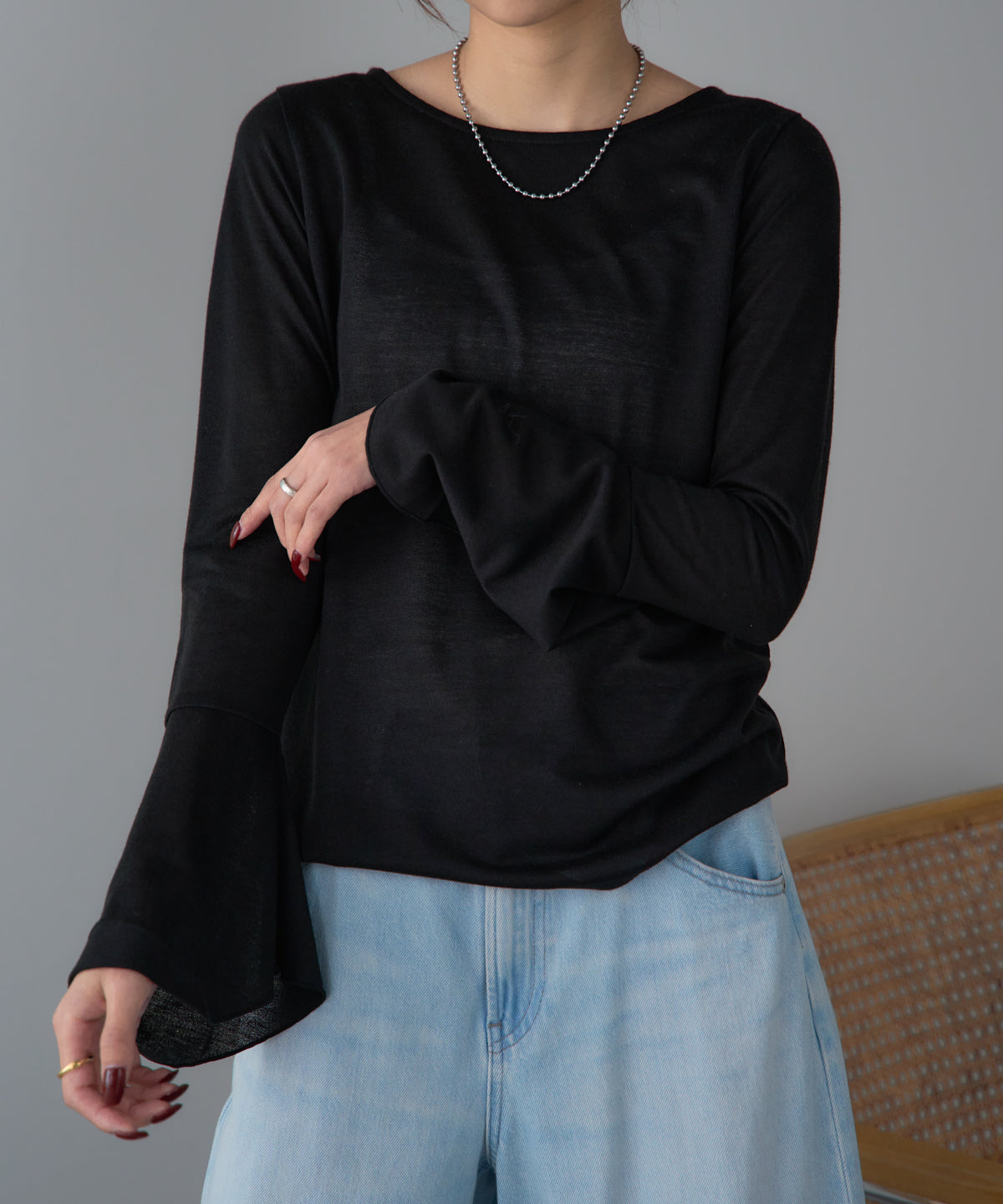 フレアスリーブトップス