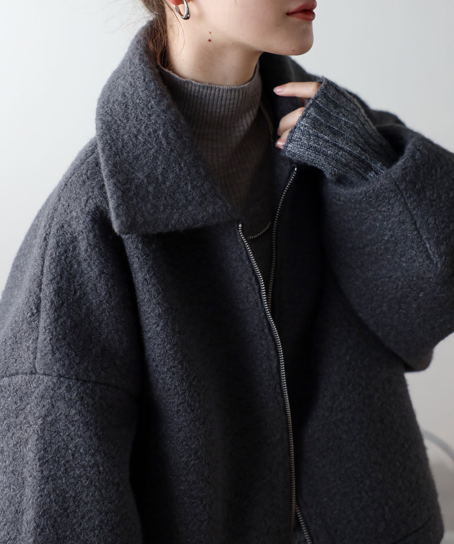 ショート丈 ボリュームスリーブ ボアジャケット