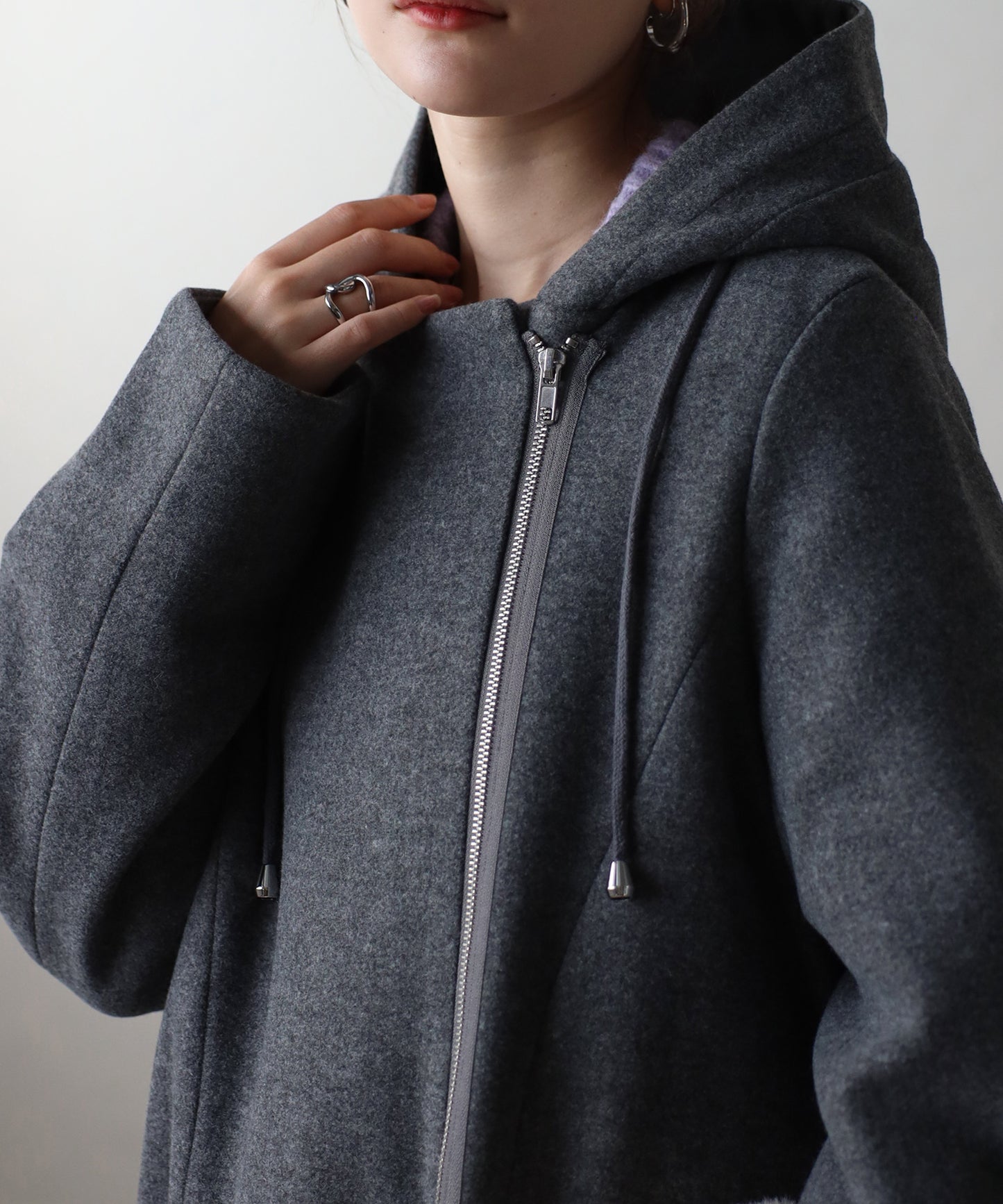 フード付ジップコート