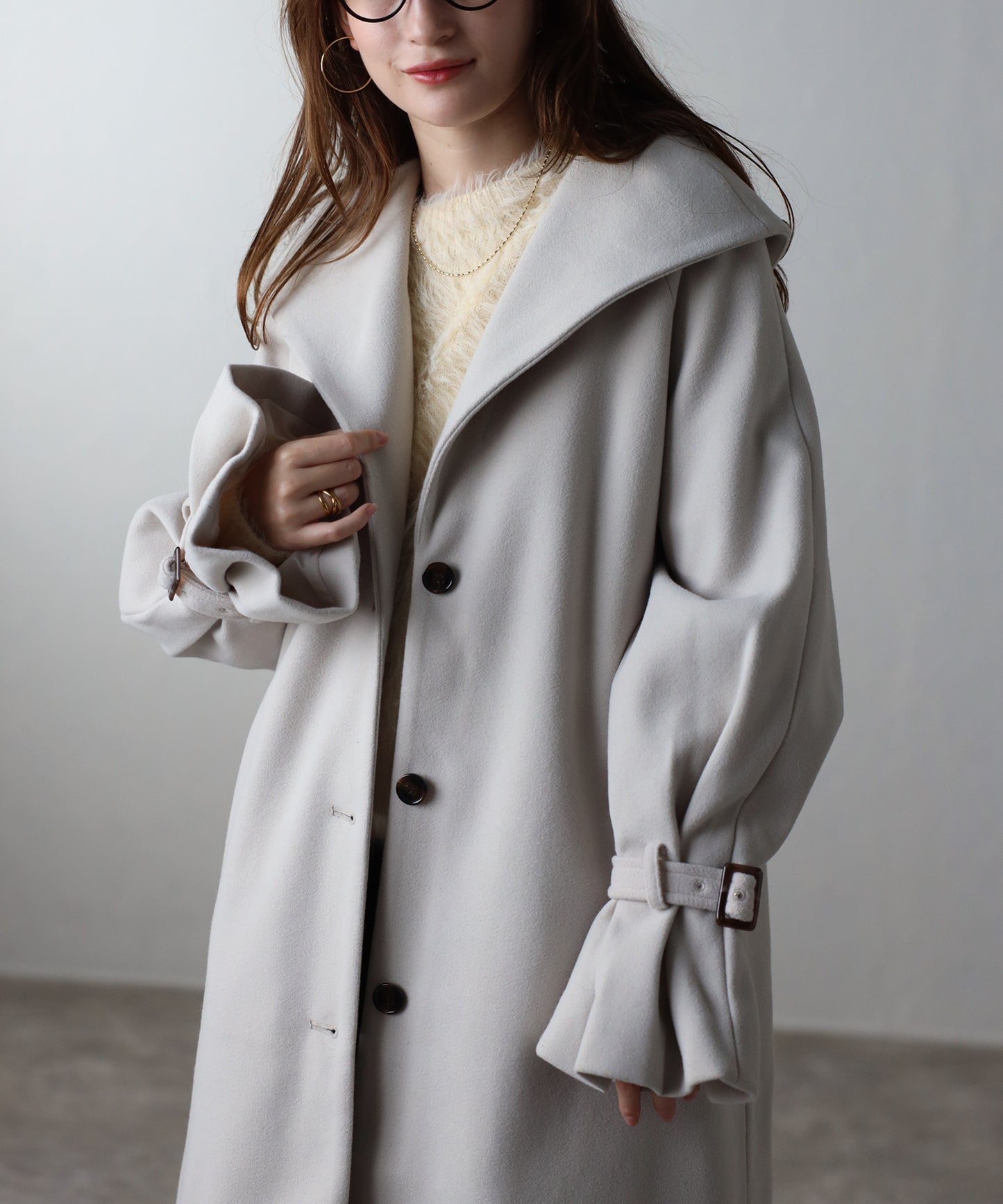 ボリュームタックスリーブコート