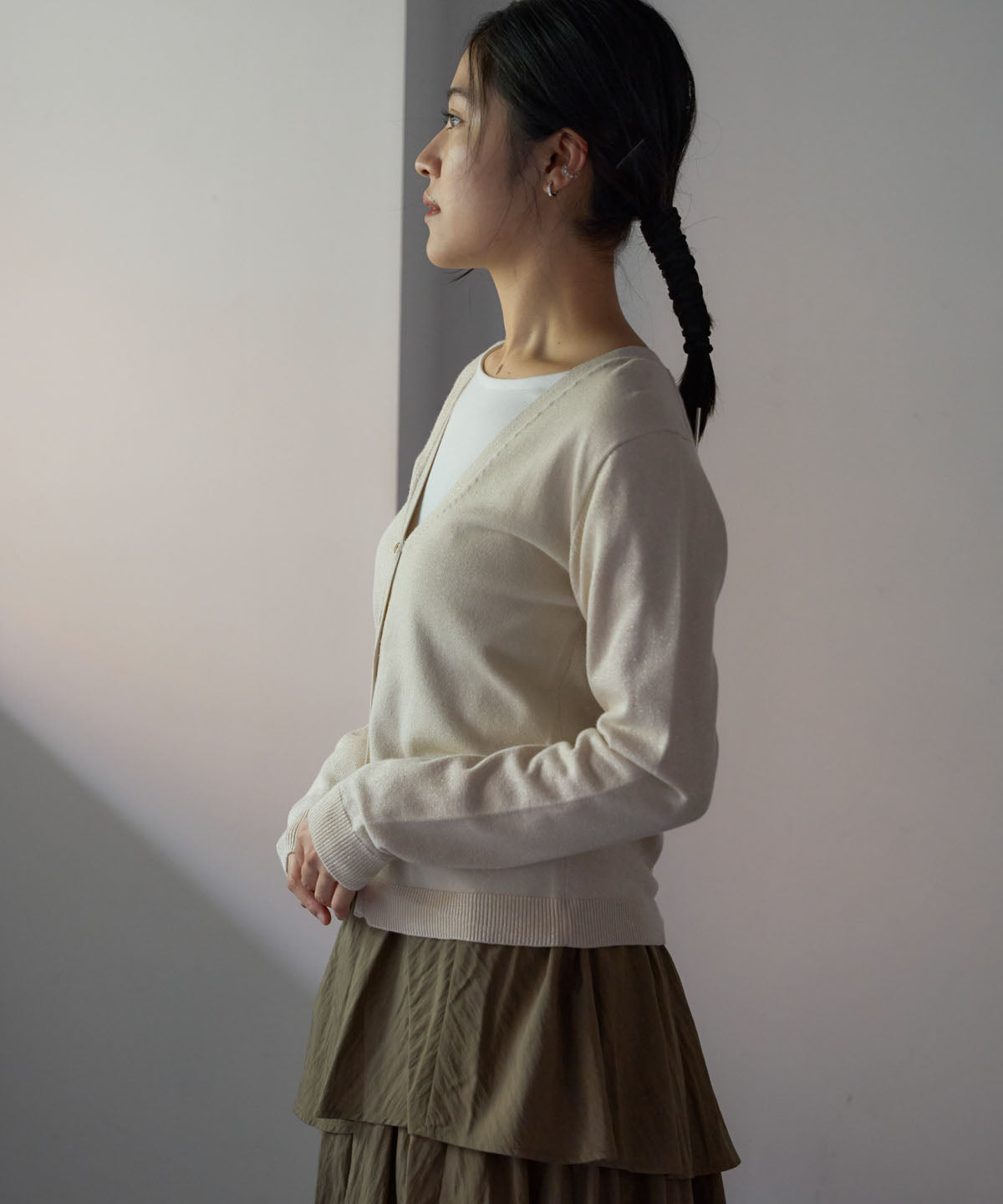 Vネックラメカーディガン