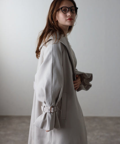 ボリュームタックスリーブコート