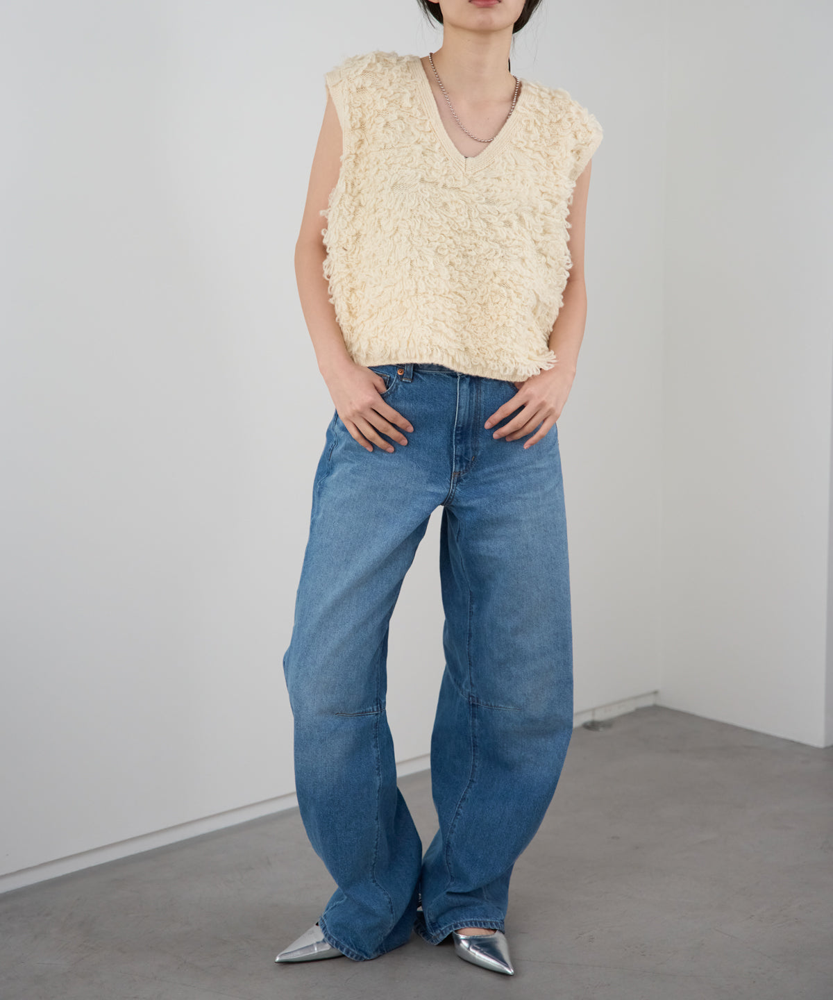 ループヤーンニットベスト