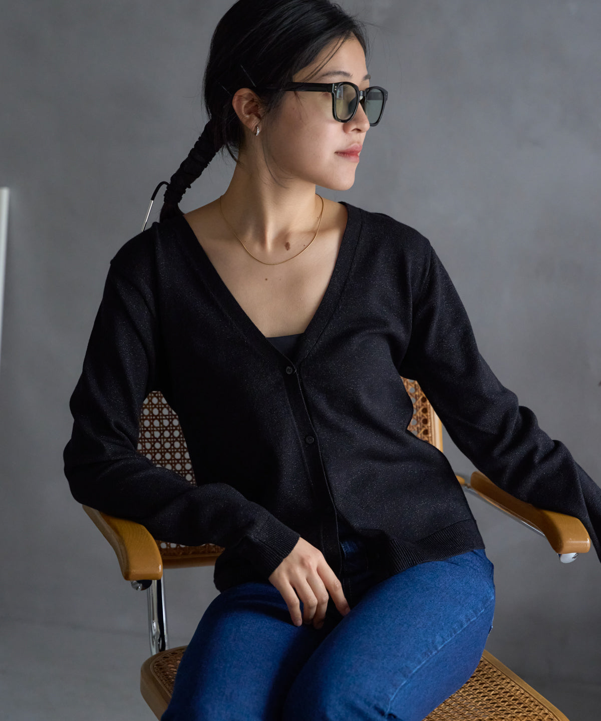 Vネックラメカーディガン