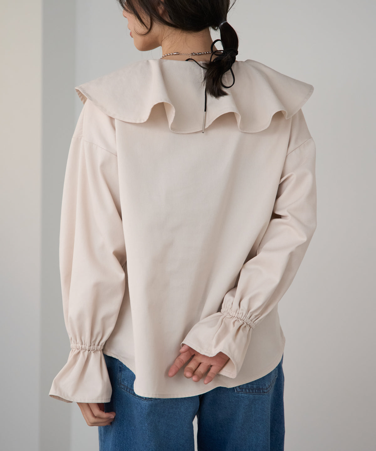 デニムフリルビッグカラーブラウス