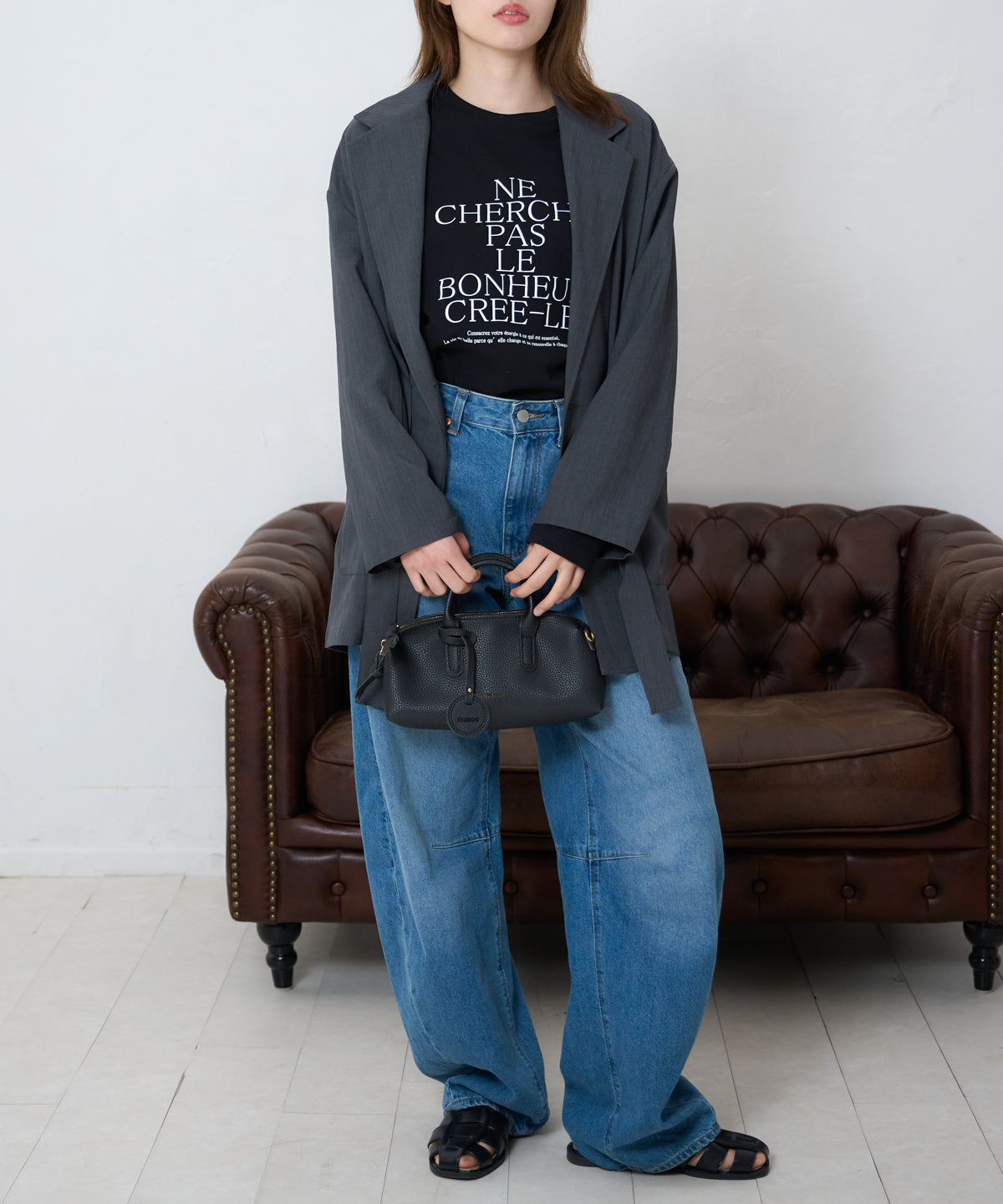 長袖ロゴプリントTシャツ