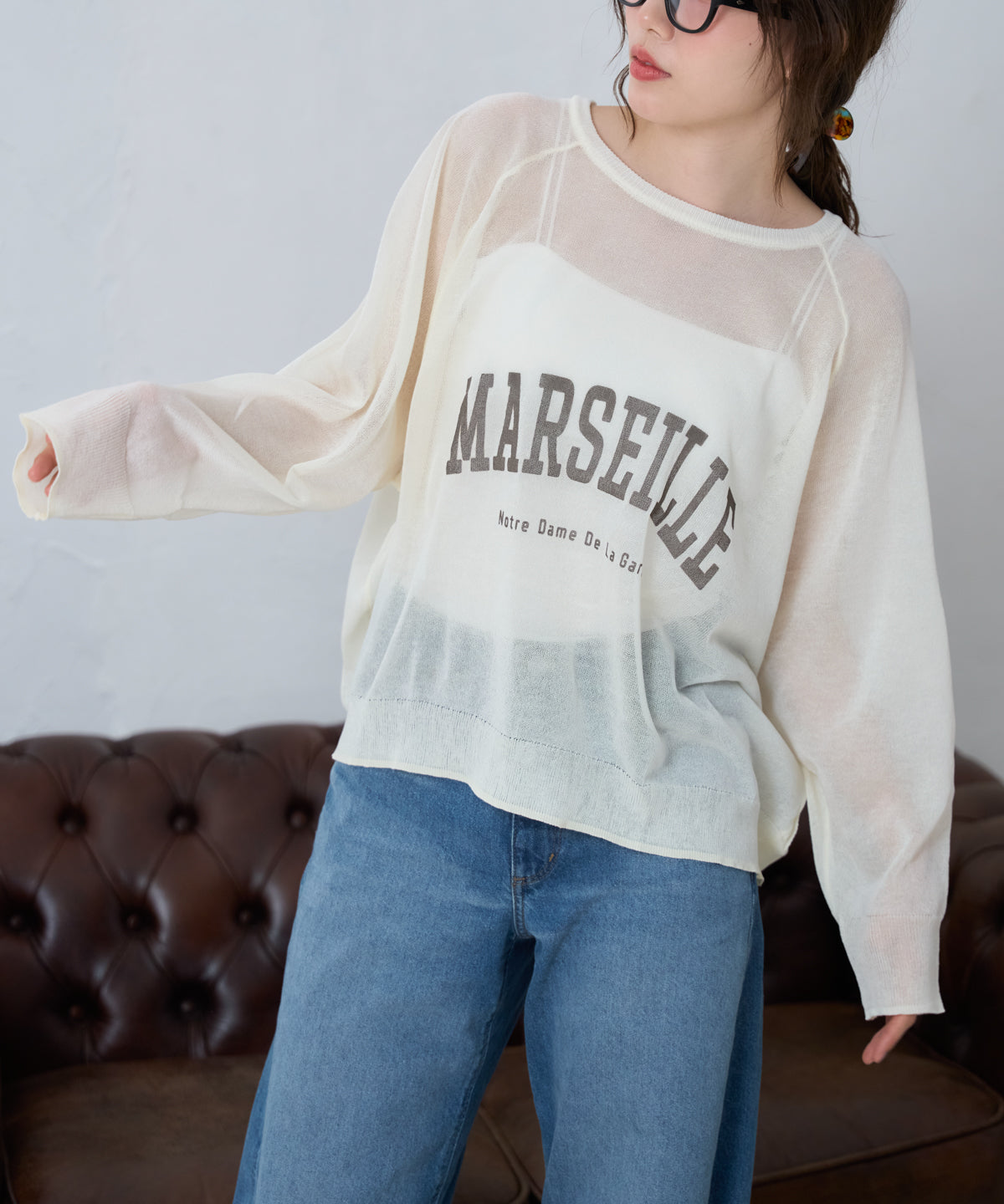 ロゴプリントシアーニット