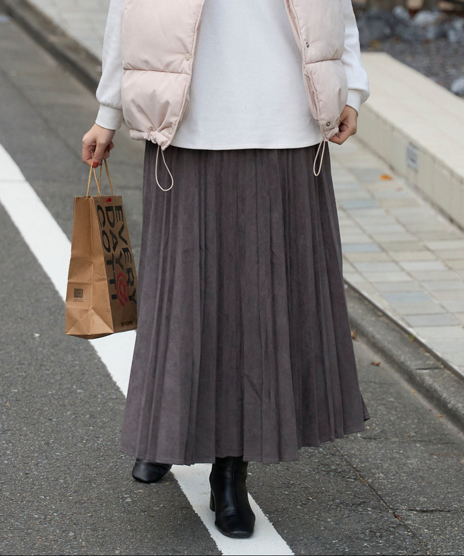ポンチスエードプリーツスカート