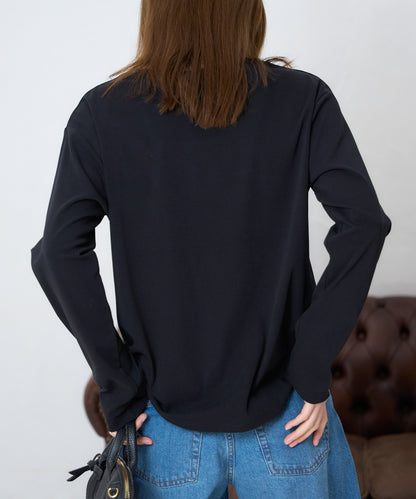 長袖ロゴプリントTシャツ