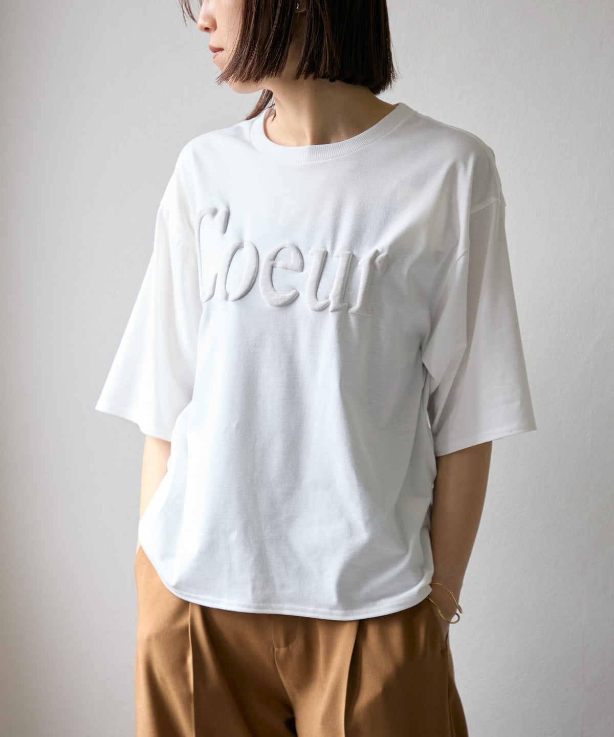 ロゴ発泡プリント半袖Tシャツ