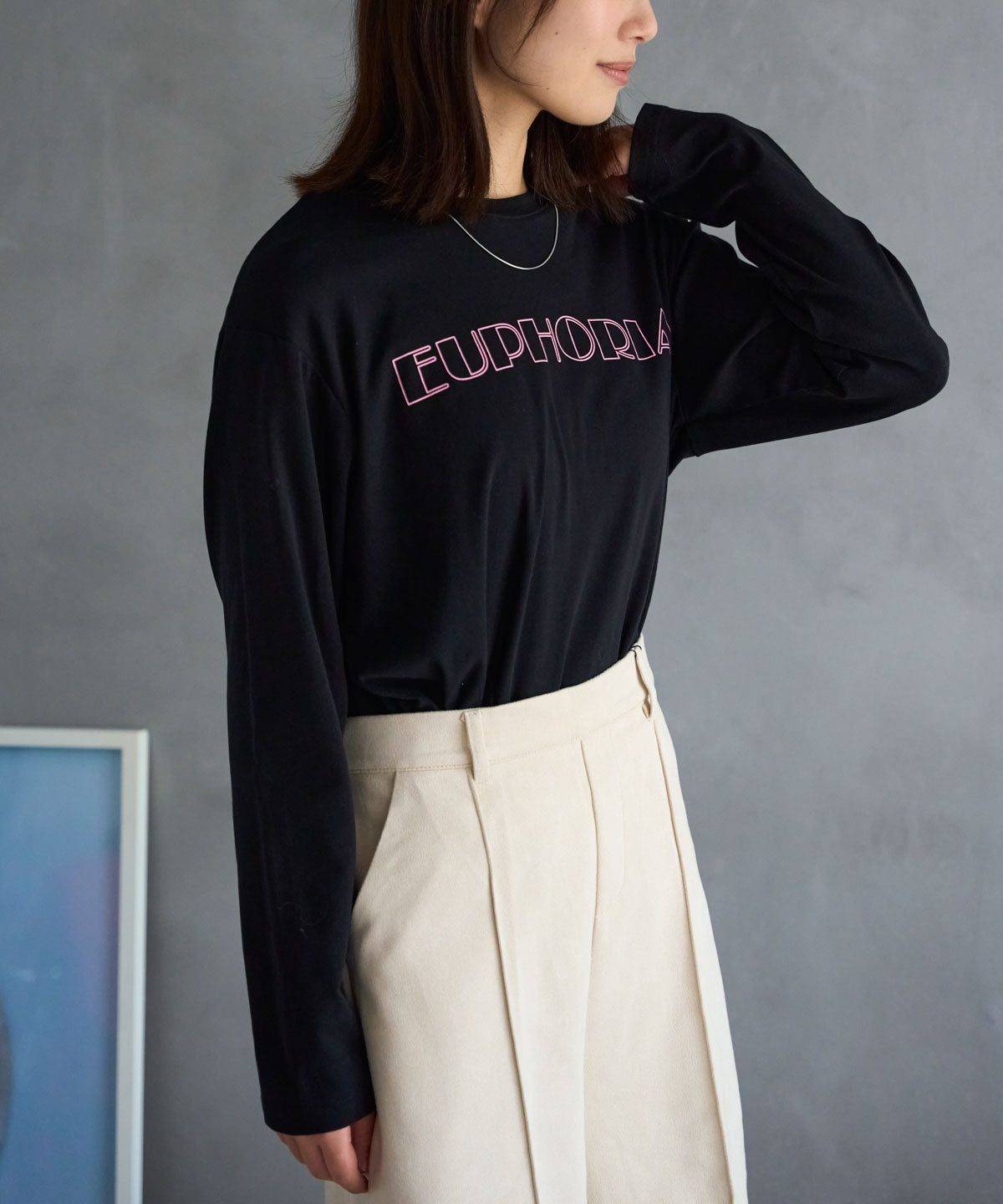 長袖カラーロゴプリントTシャツ