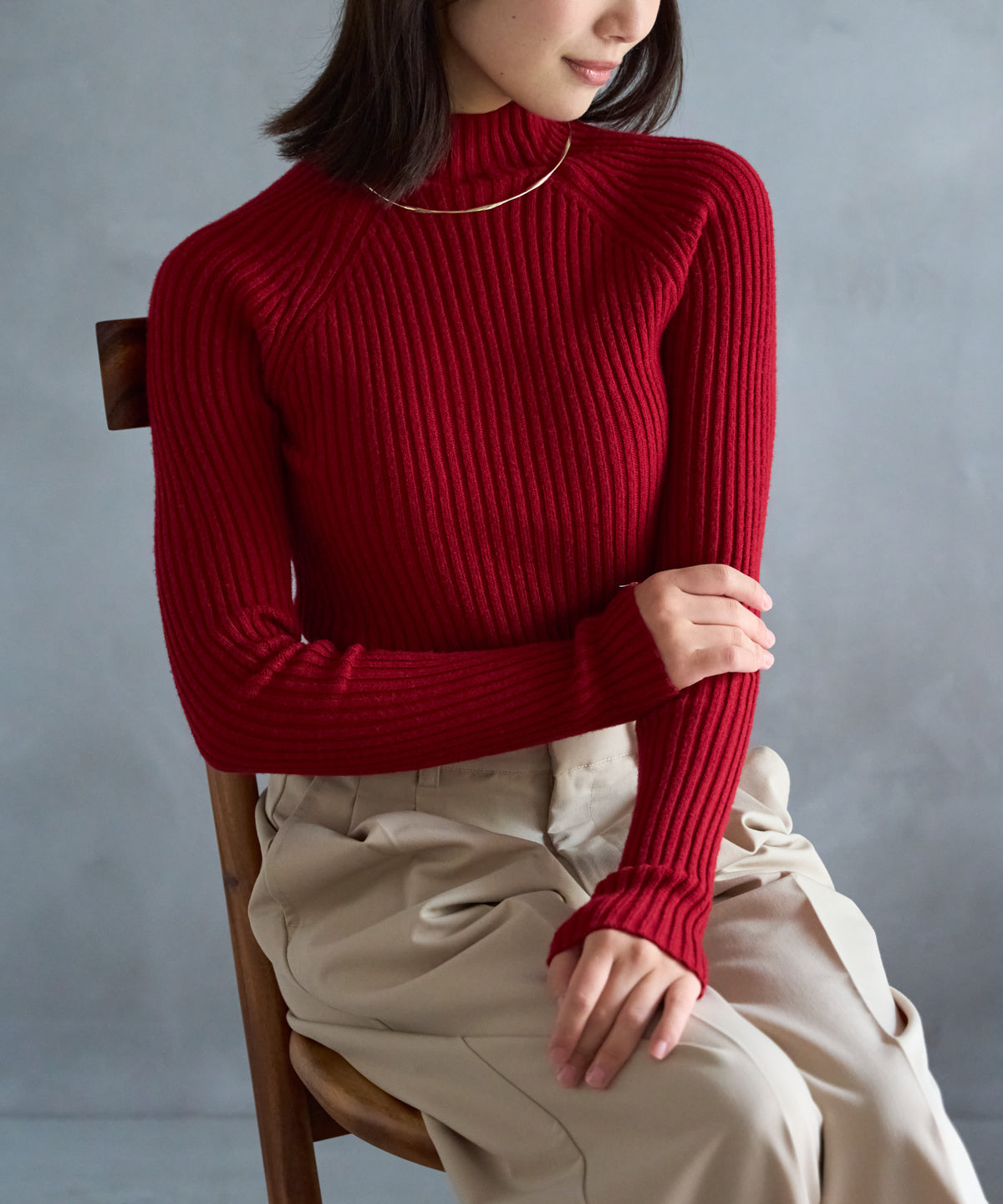 ボトルネックリブニットプルオーバー