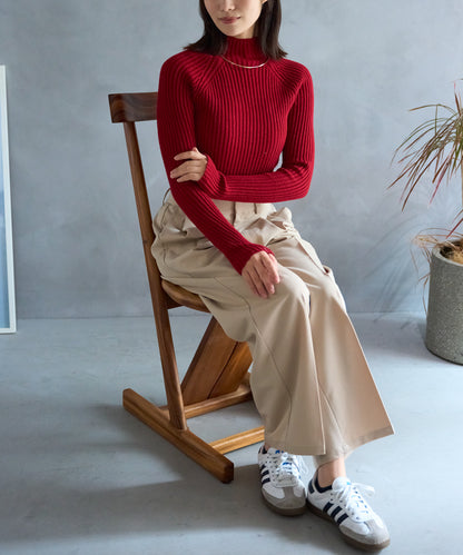 ボトルネックリブニットプルオーバー